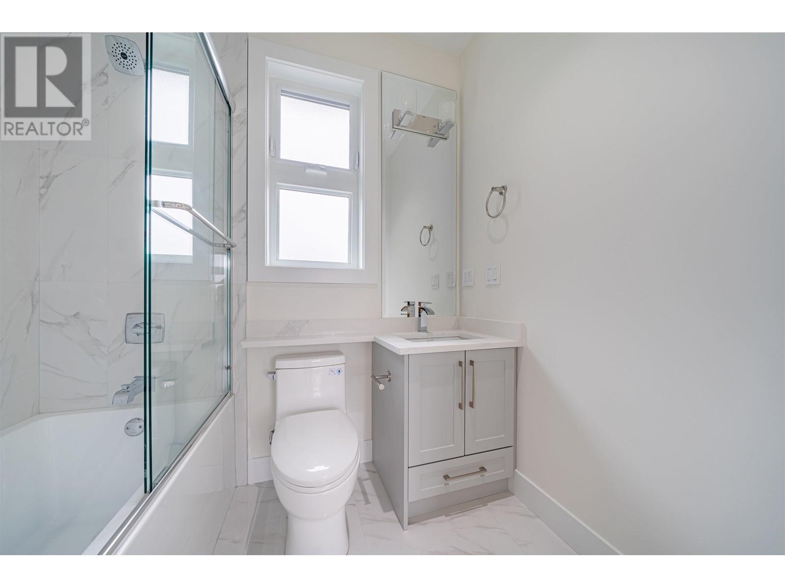7635 Burgess Street, Burnaby, British Columbia  V3N 3J2 - Photo 30 - R2817587