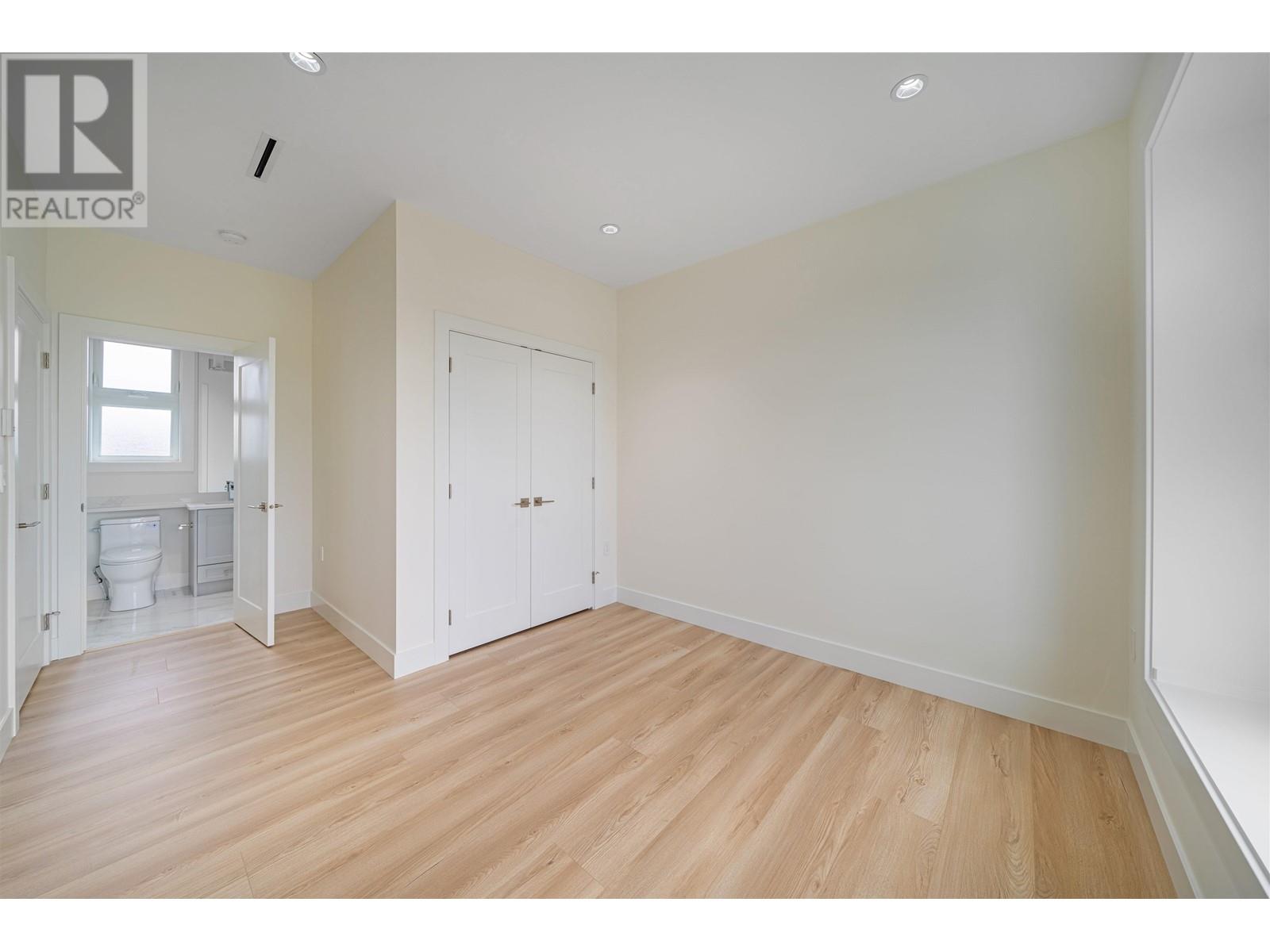 7635 Burgess Street, Burnaby, British Columbia  V3N 3J2 - Photo 23 - R2817587