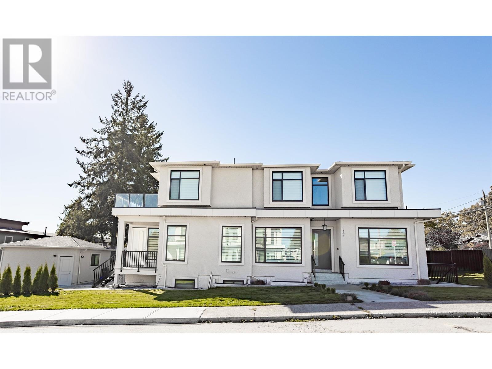 7635 Burgess Street, Burnaby, British Columbia  V3N 3J2 - Photo 2 - R2817587