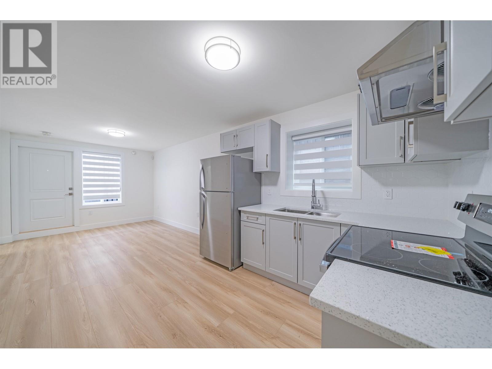 7635 Burgess Street, Burnaby, British Columbia  V3N 3J2 - Photo 32 - R2817587
