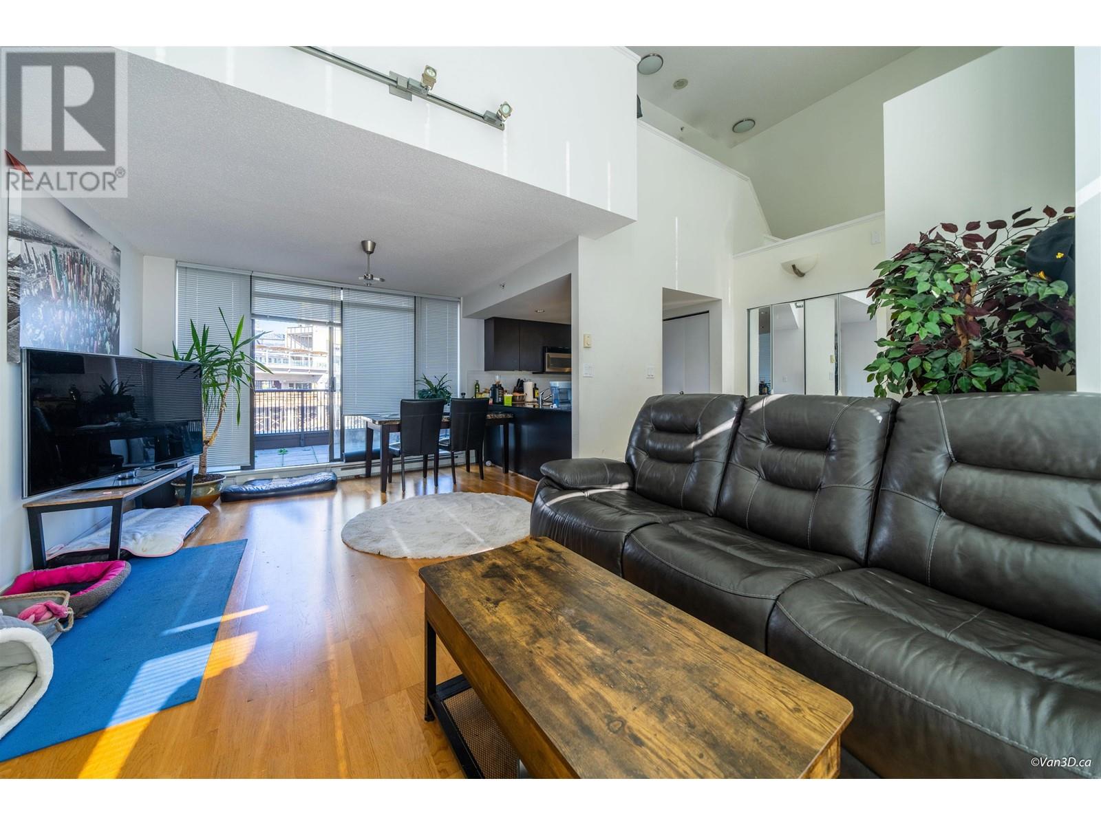 14 4118 DAWSON STREET, burnaby, British Columbia