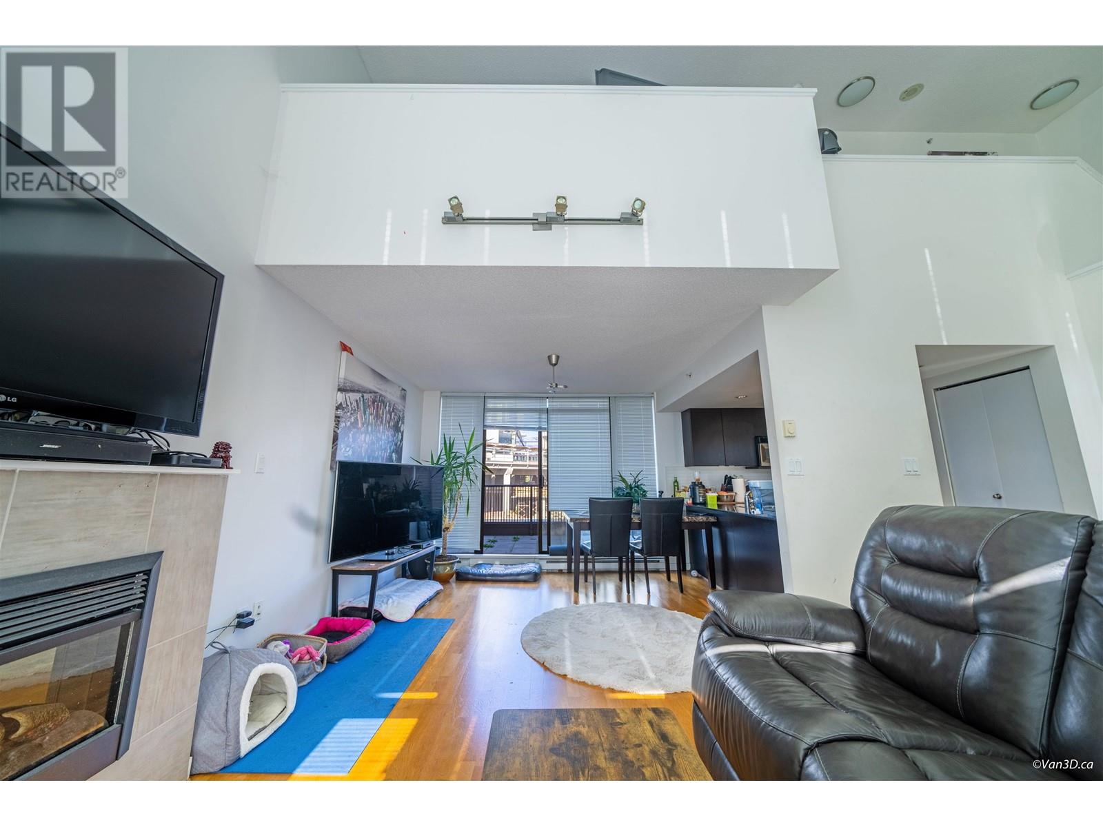14 4118 Dawson Street, Burnaby, British Columbia  V5C 0A3 - Photo 2 - R2822944
