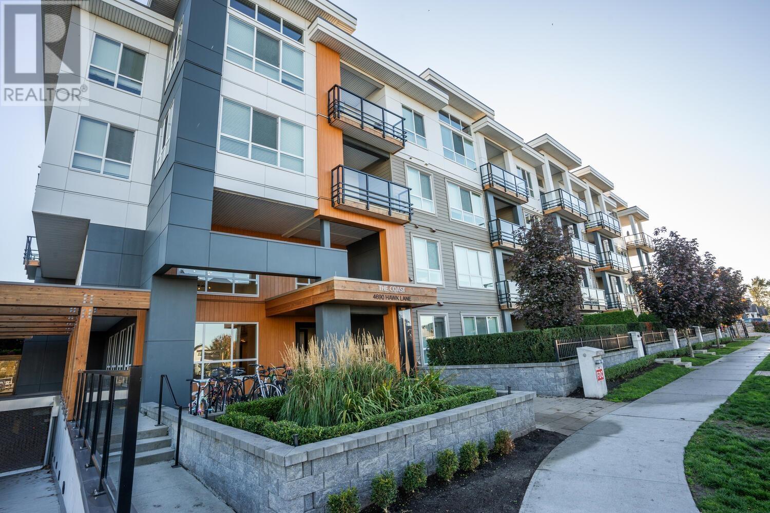 313 4690 HAWK LANE, tsawwassen, British Columbia