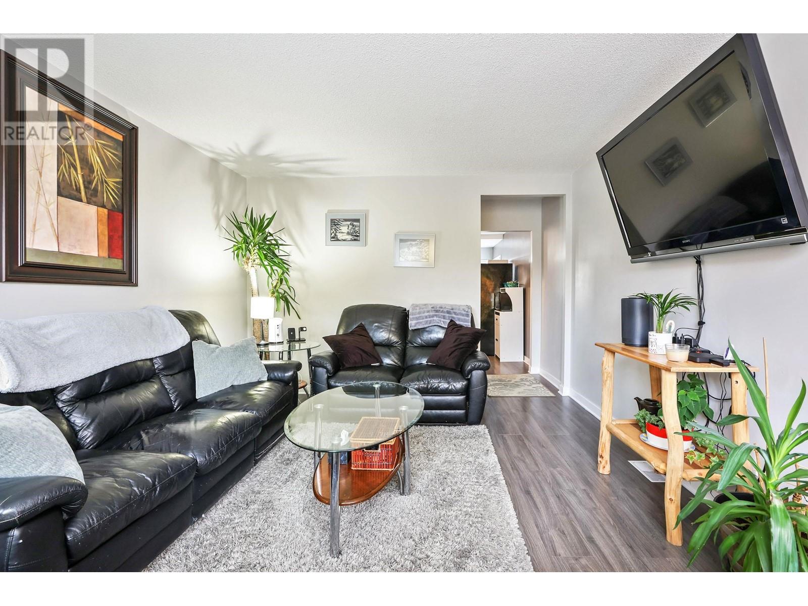 5079 Somerville Street, Vancouver, British Columbia  V5W 3H1 - Photo 3 - R2823095
