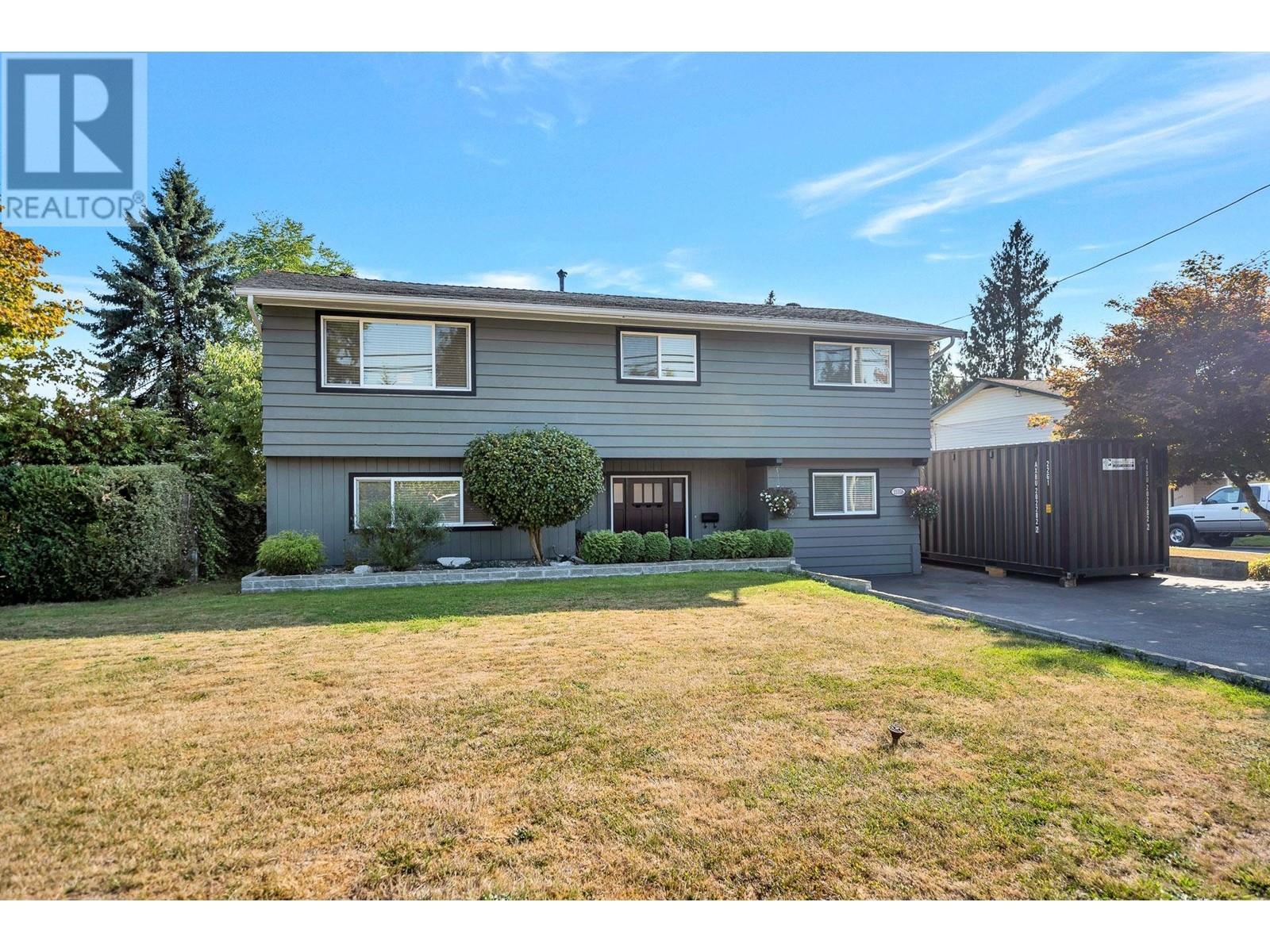 21058 River Road, Maple Ridge, British Columbia  V2X 2A2 - Photo 3 - R2823125