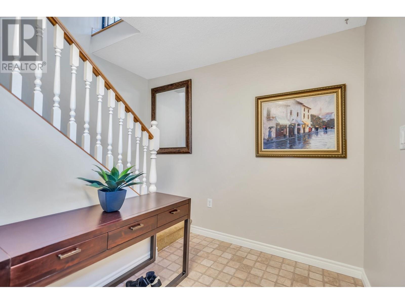 21058 River Road, Maple Ridge, British Columbia  V2X 2A2 - Photo 6 - R2823125