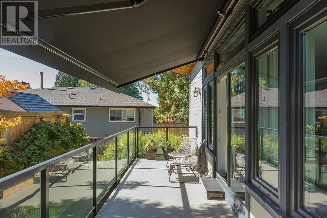 208 E 26th Street, North Vancouver, British Columbia  V7N 1A8 - Photo 20 - R2823150