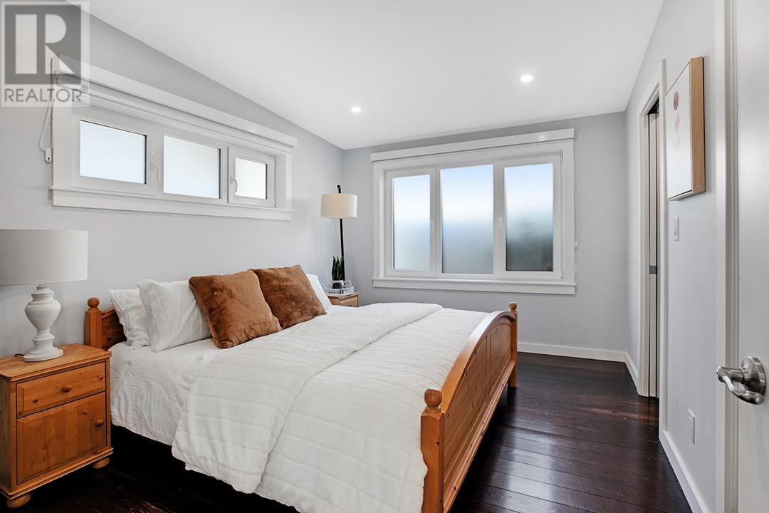 208 E 26th Street, North Vancouver, British Columbia  V7N 1A8 - Photo 9 - R2823150
