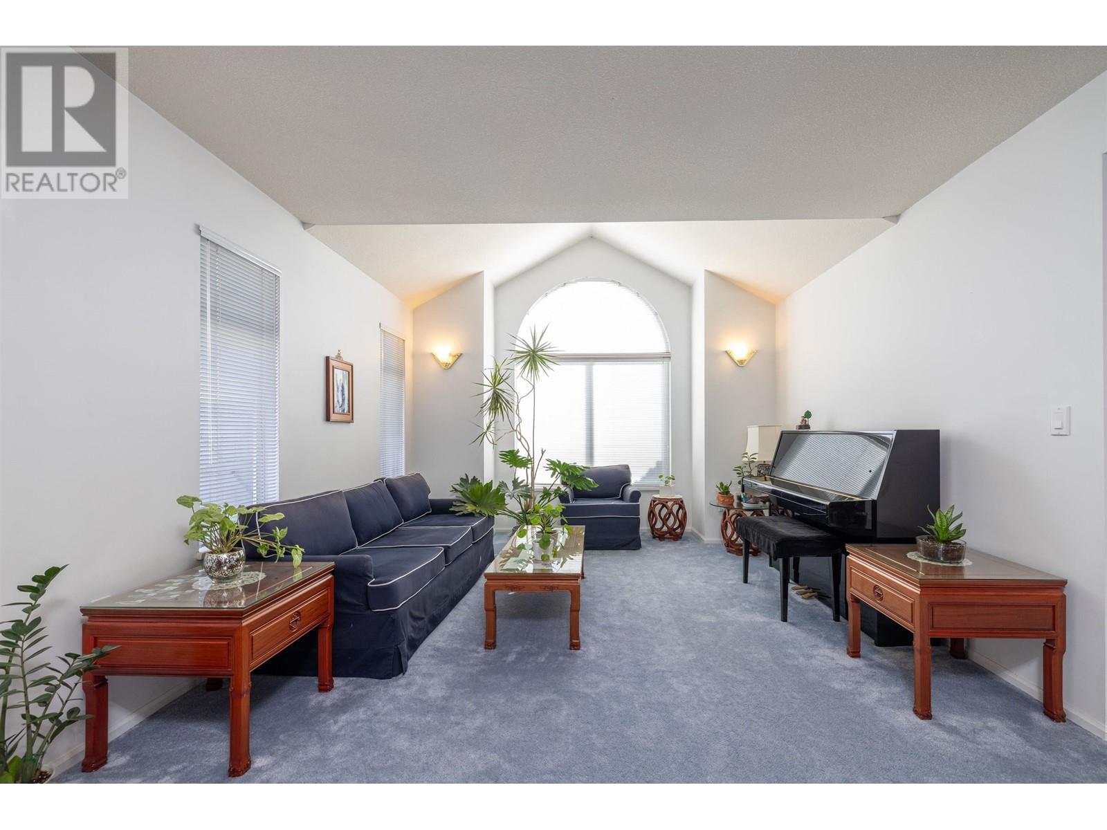 9095 Mccutcheon Place, Richmond, British Columbia  V7A 4Z2 - Photo 4 - R2823193