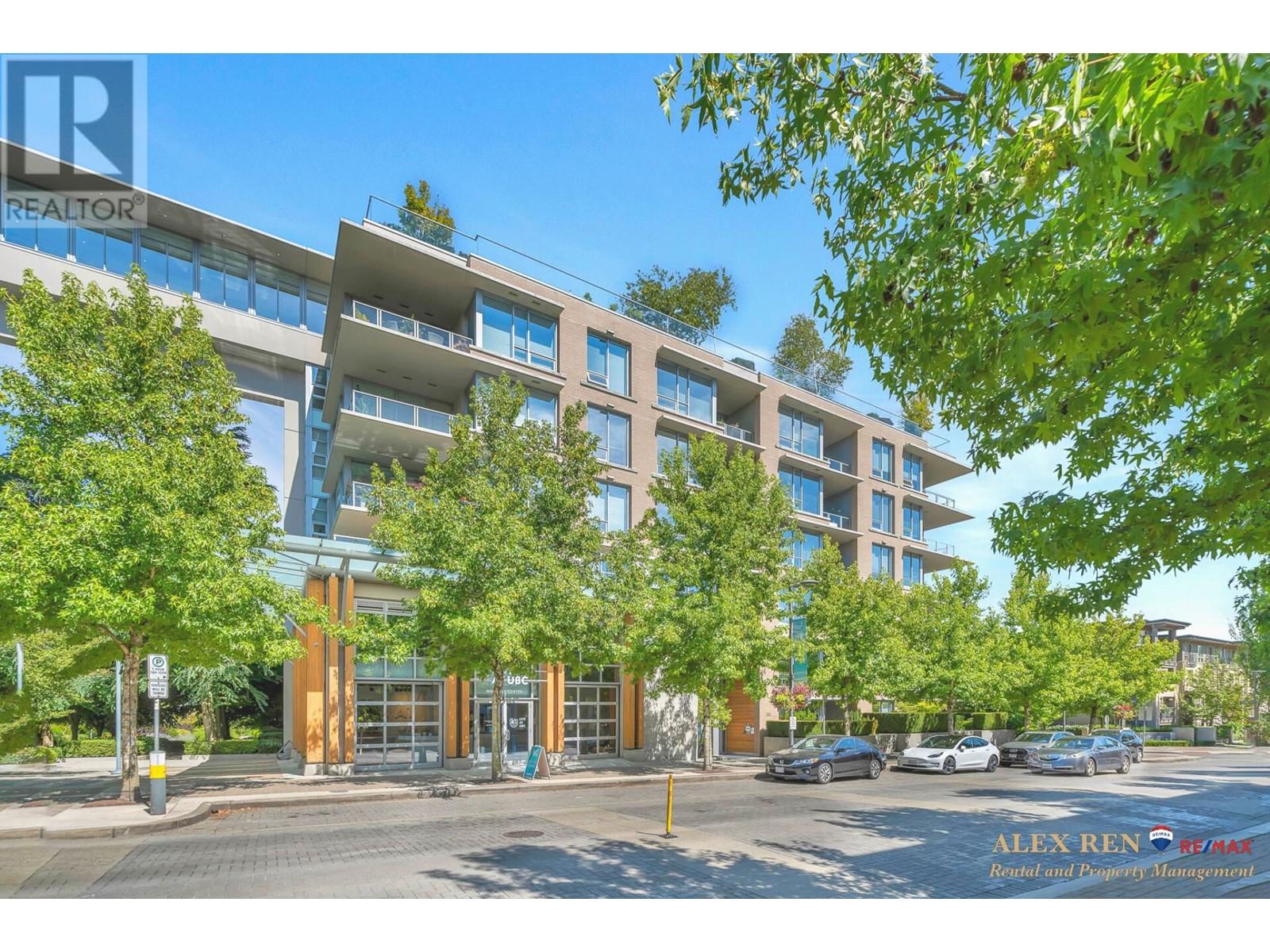 3382 WESBROOK MALL, vancouver, British Columbia