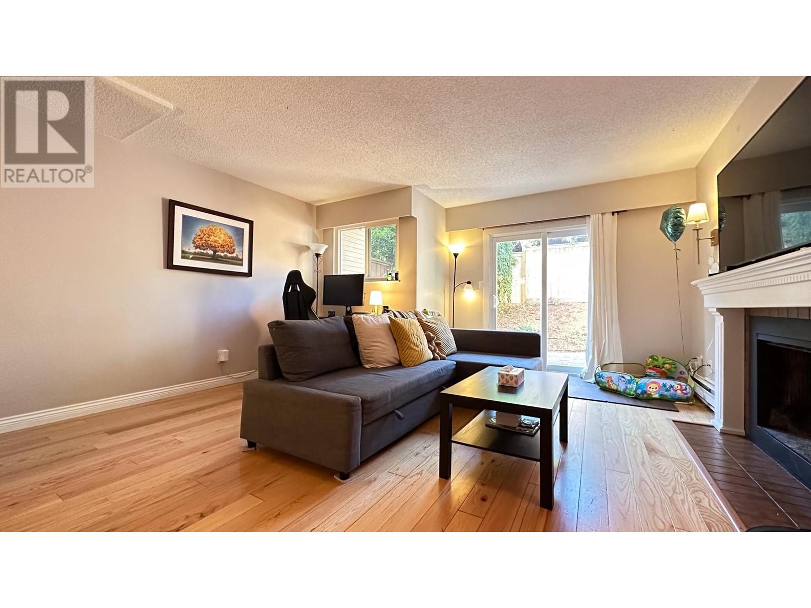 404 Royal Avenue, New Westminster, British Columbia  V5Y 2B1 - Photo 5 - C8054811