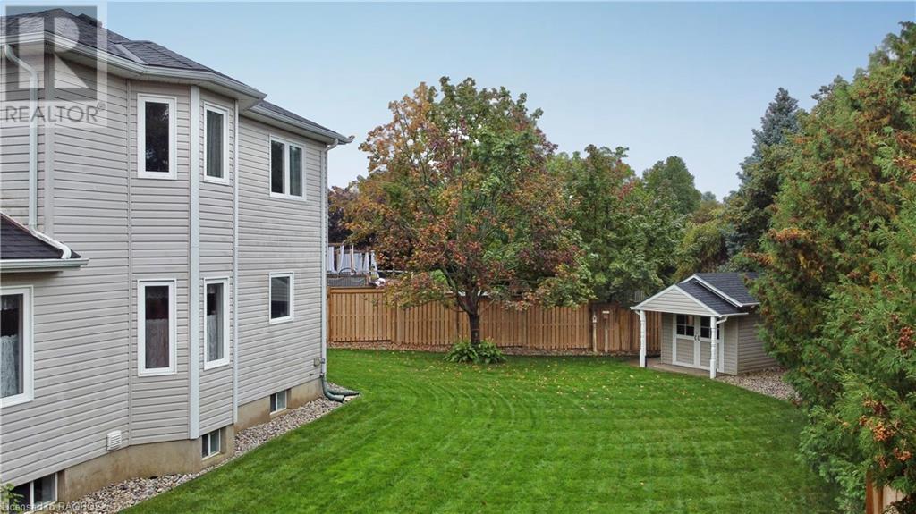 854 Piccadilly Drive, Port Elgin, Ontario N0H 2C2 (26156444) Ron