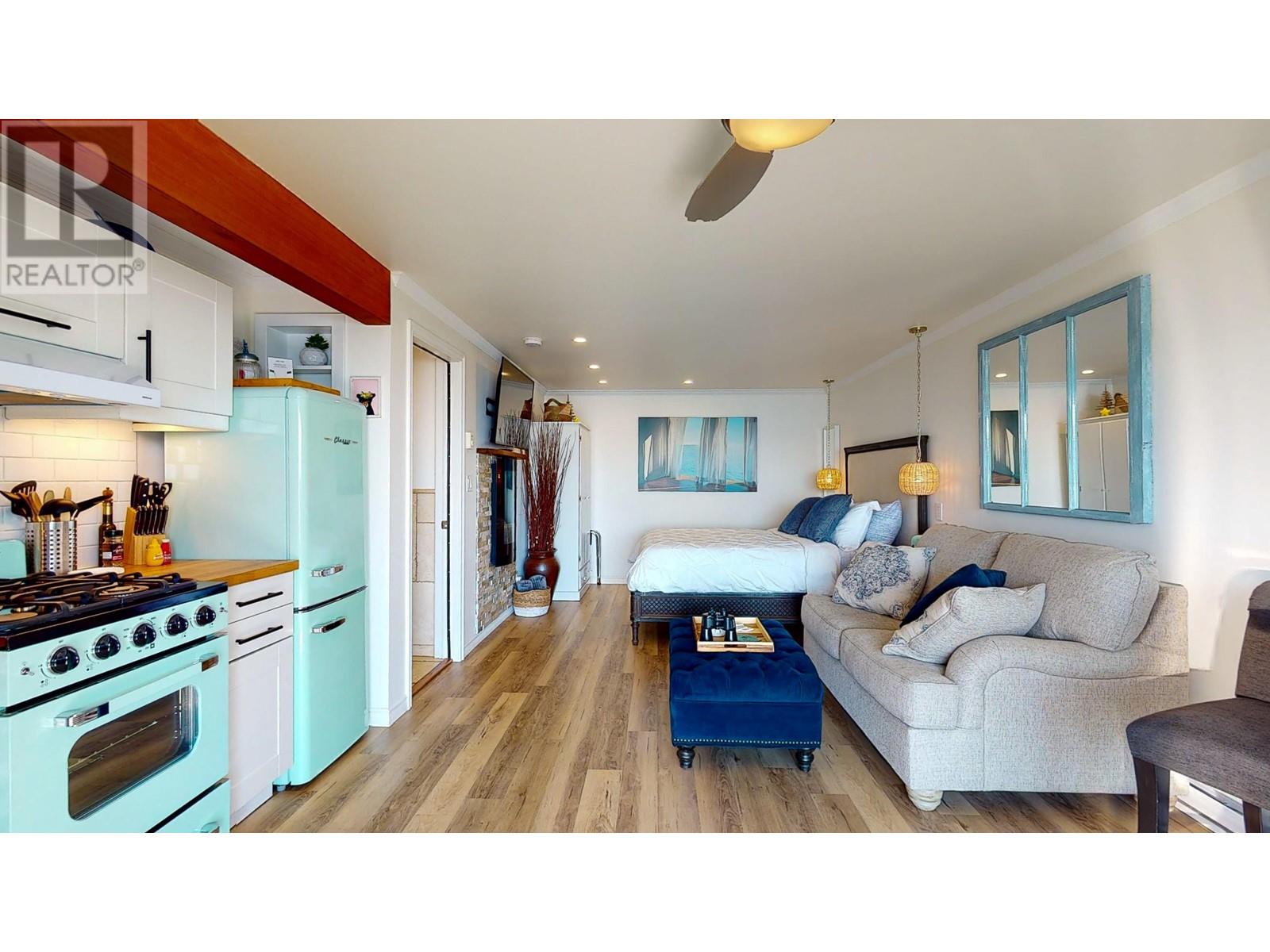 5203 Sunshine Coast Highway, Sechelt, British Columbia  V7Z 0C1 - Photo 33 - R2795264