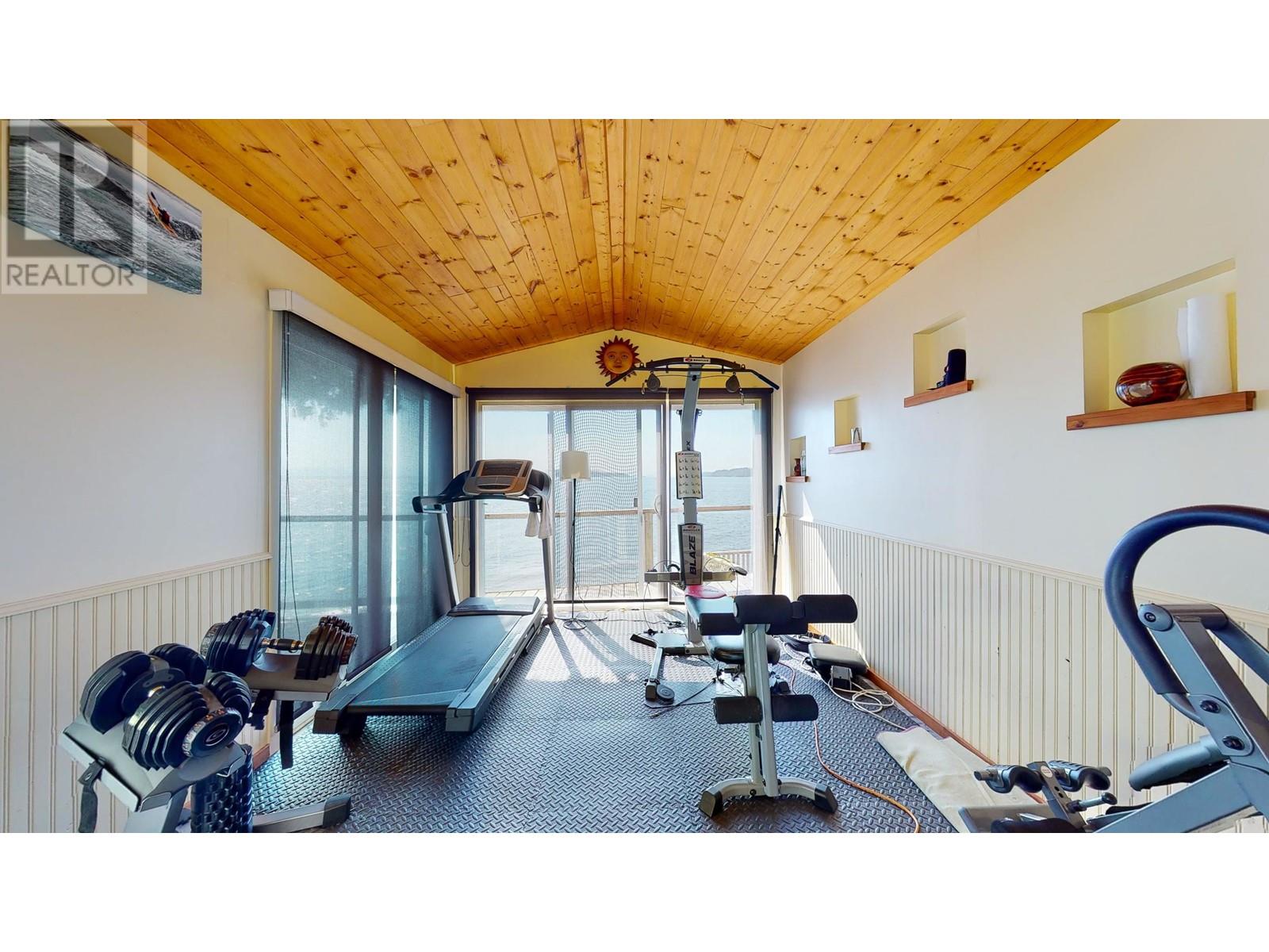 5203 Sunshine Coast Highway, Sechelt, British Columbia  V7Z 0C1 - Photo 25 - R2795264