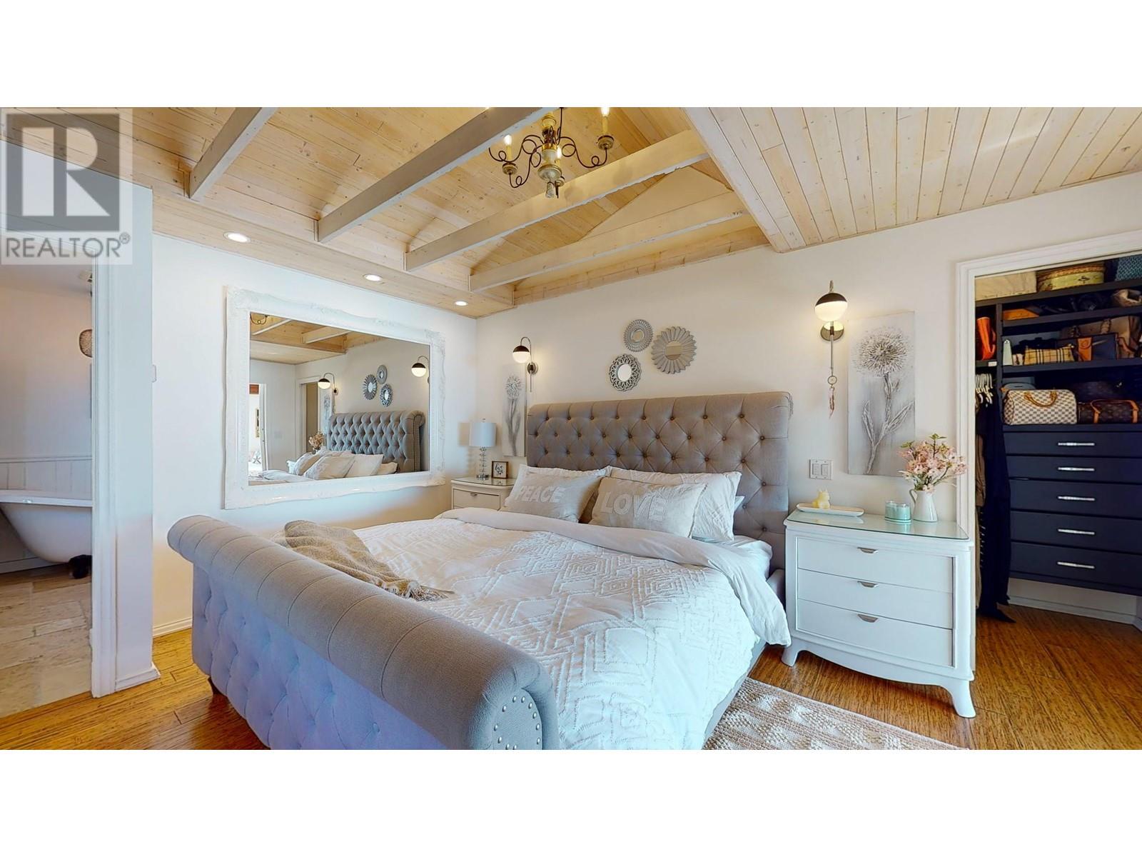 5203 Sunshine Coast Highway, Sechelt, British Columbia  V7Z 0C1 - Photo 21 - R2795264