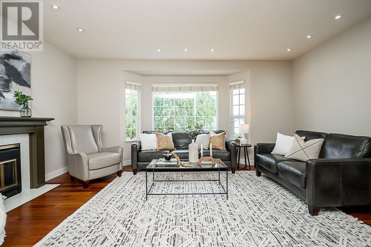1 Wildwood Drive, Port Moody, British Columbia  V3H 4M7 - Photo 5 - R2820223