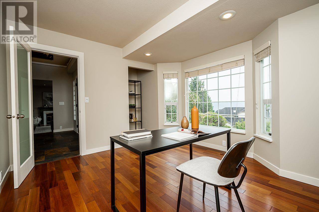 1 Wildwood Drive, Port Moody, British Columbia  V3H 4M7 - Photo 14 - R2820223