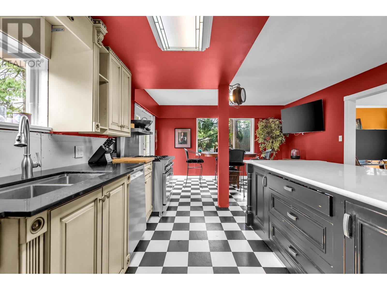 20377 Chigwell Street, Maple Ridge, British Columbia  V2X 8H4 - Photo 12 - R2799786