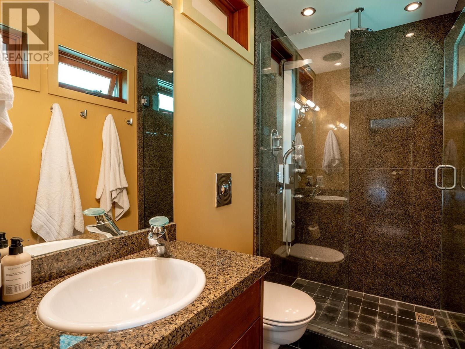 6274 Palmer Drive, Whistler, British Columbia  V8E 0C7 - Photo 18 - R2798421
