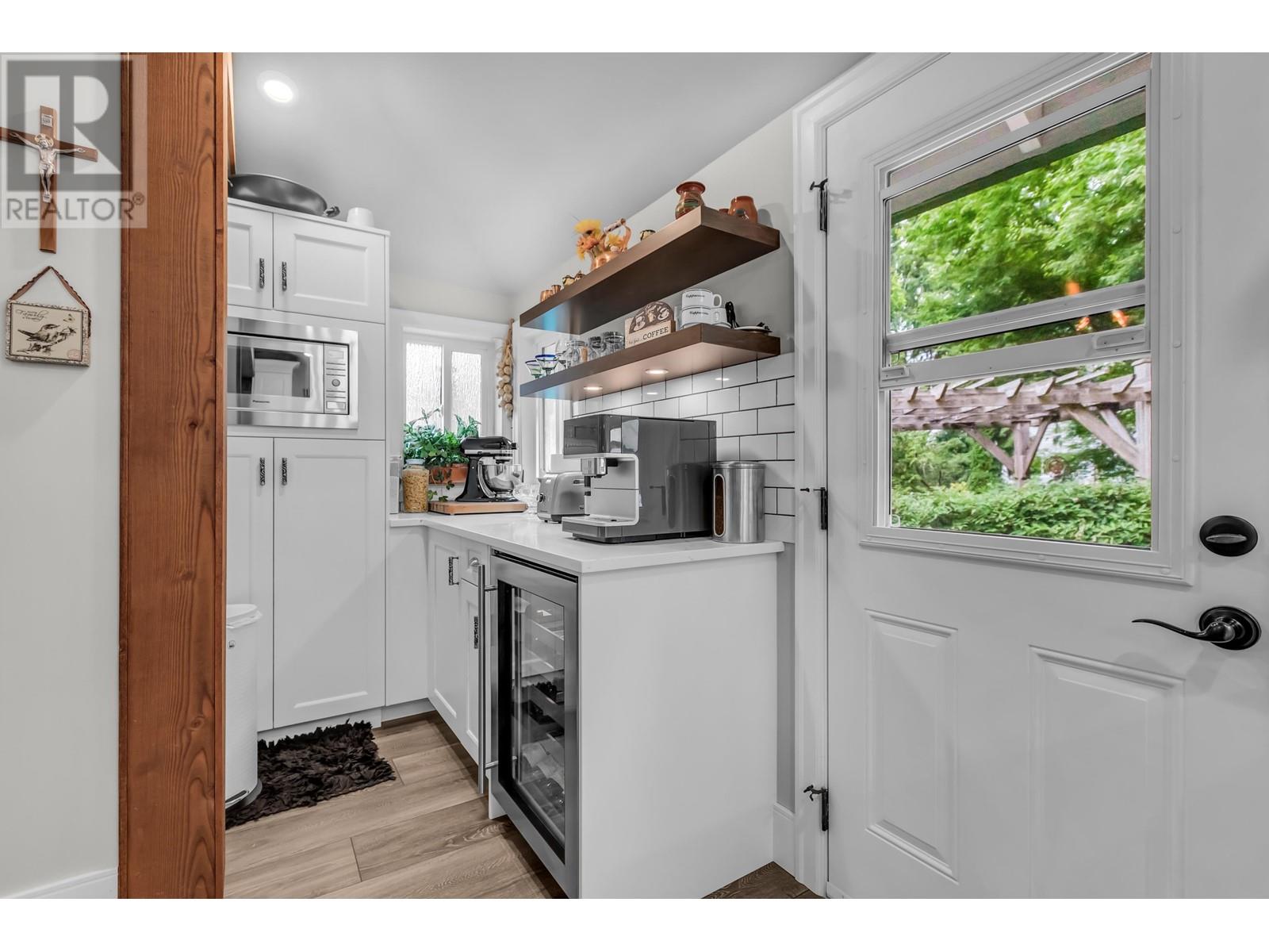 20307 Ditton Street, Maple Ridge, British Columbia  V2X 1B7 - Photo 17 - R2806885