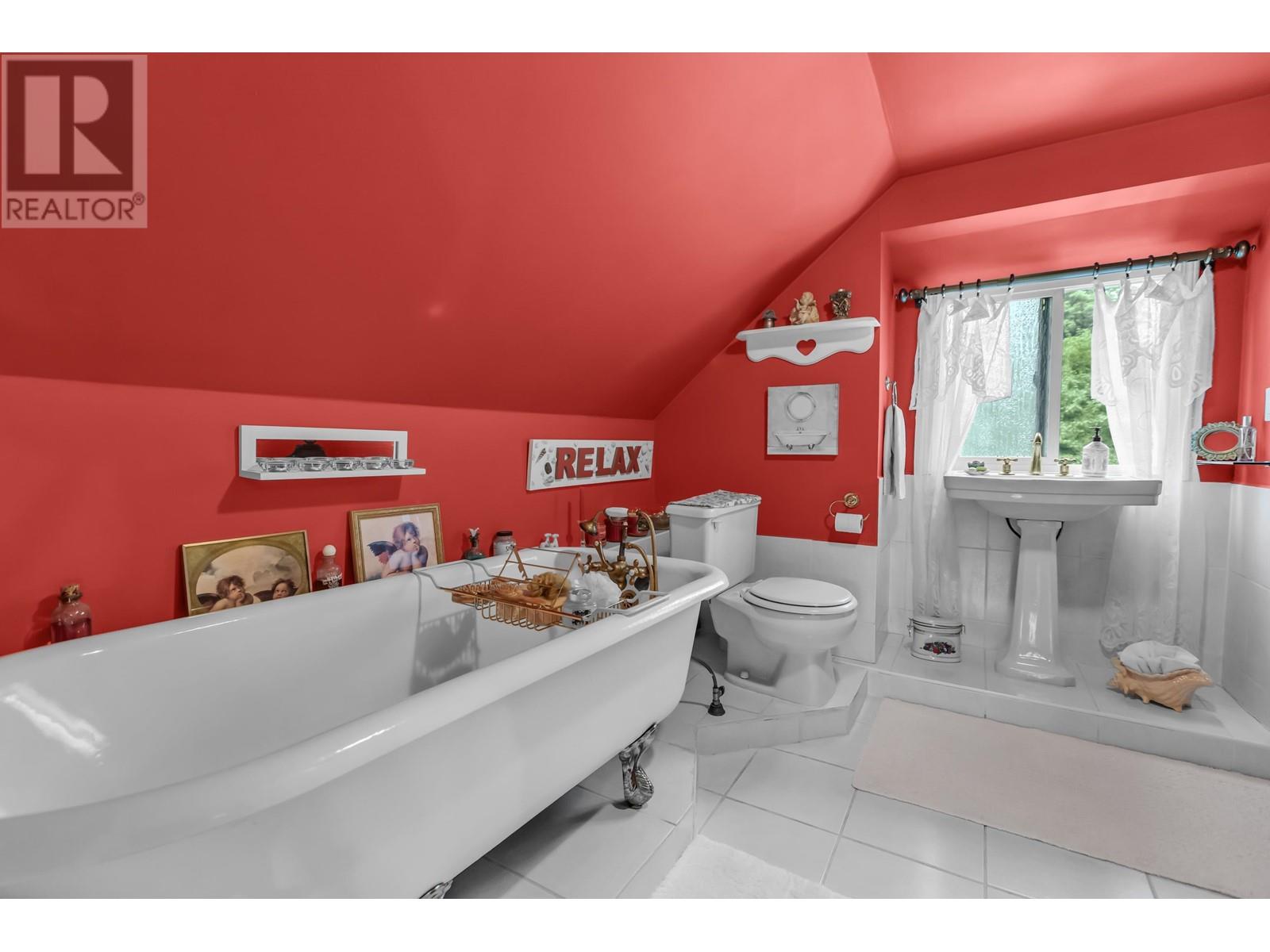 20307 Ditton Street, Maple Ridge, British Columbia  V2X 1B7 - Photo 28 - R2806885