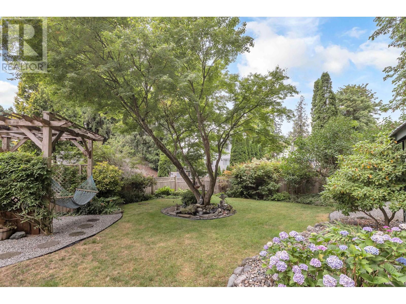 20307 Ditton Street, Maple Ridge, British Columbia  V2X 1B7 - Photo 34 - R2806885