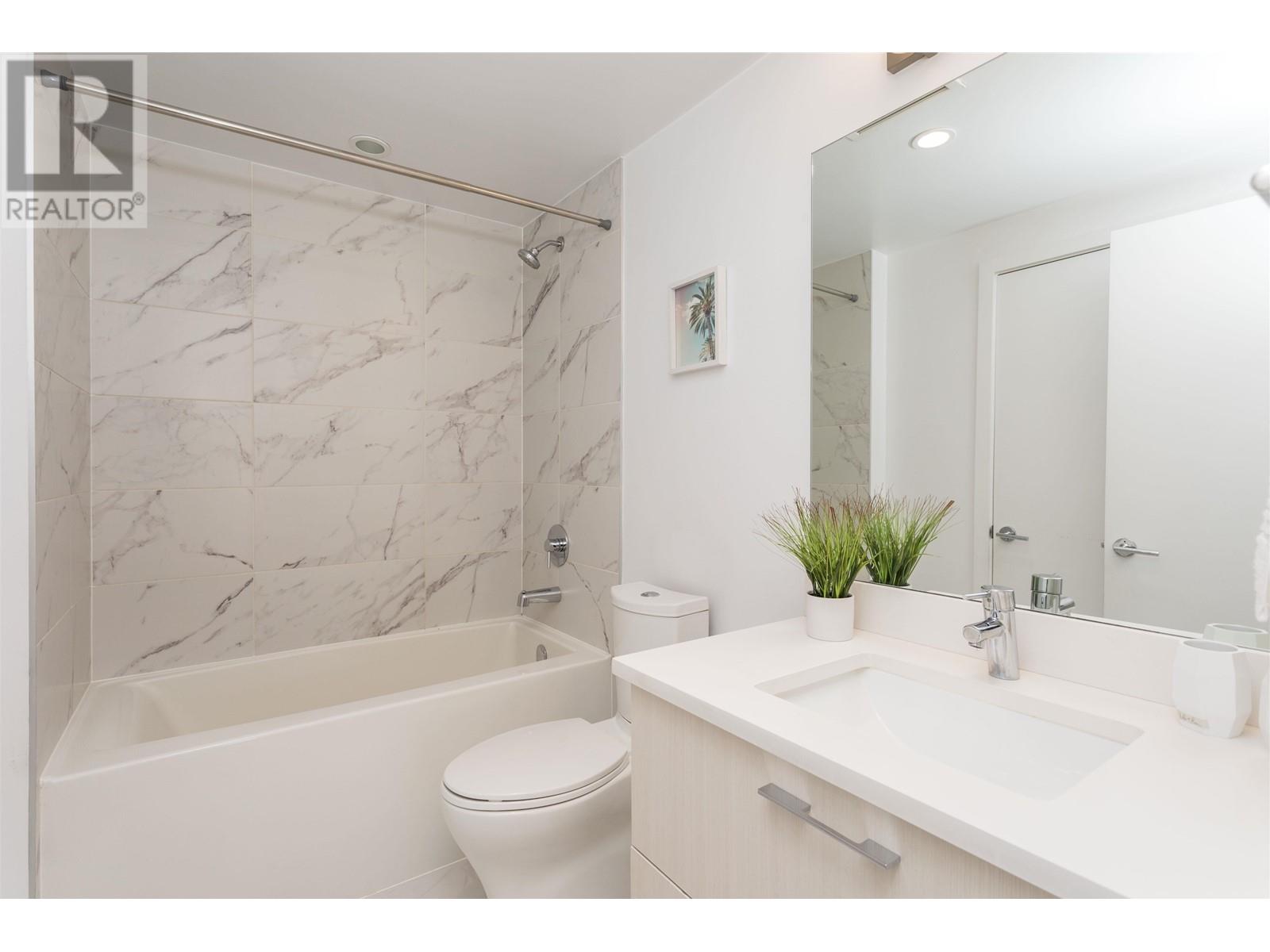 405 518 Whiting Way, Coquitlam, British Columbia  V3J 0H7 - Photo 16 - R2823214