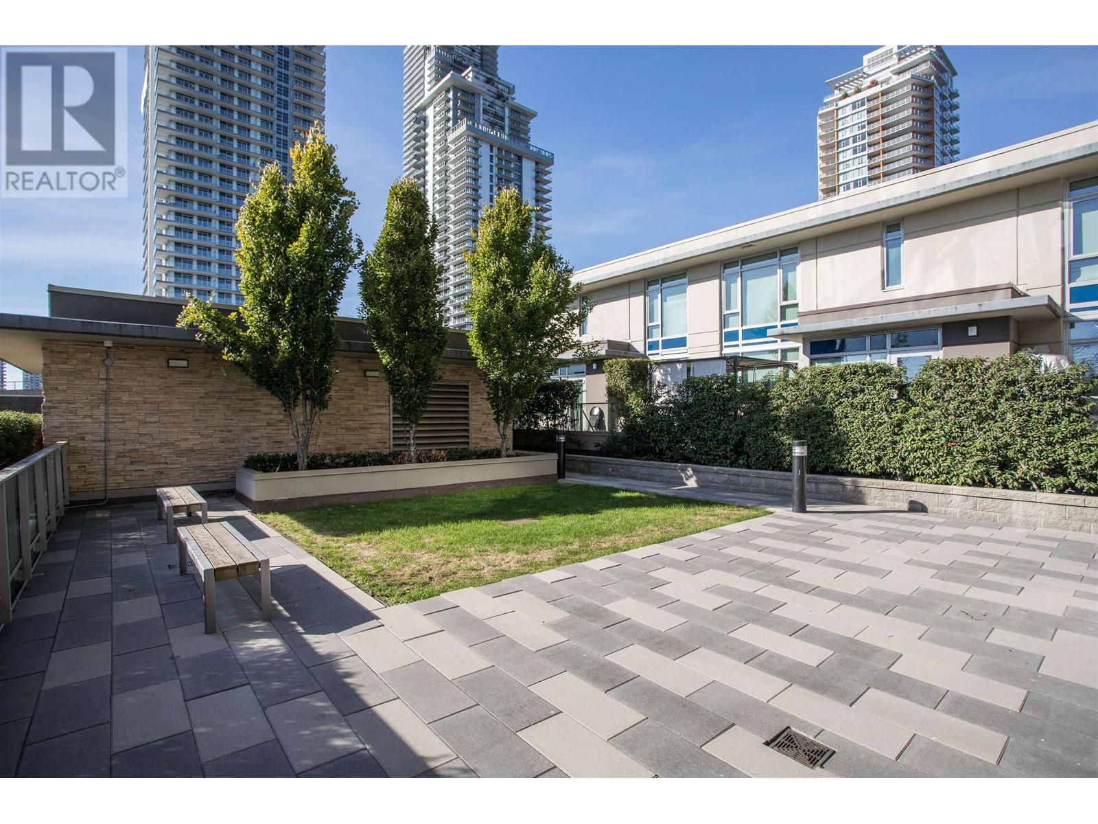 405 518 Whiting Way, Coquitlam, British Columbia  V3J 0H7 - Photo 23 - R2823214