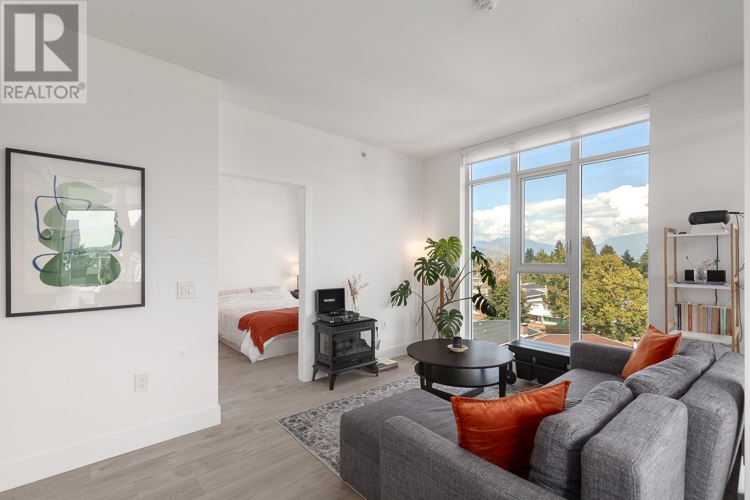 601 2435 Kingsway, Vancouver, British Columbia  V5R 5G8 - Photo 2 - R2823229