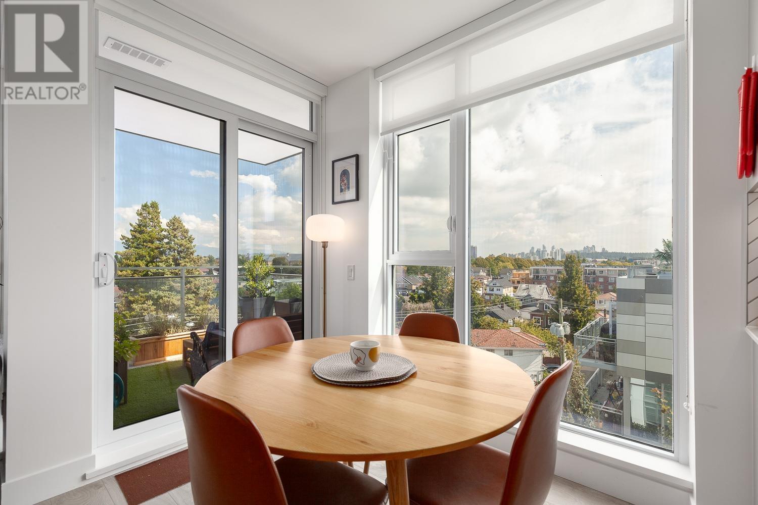 601 2435 Kingsway, Vancouver, British Columbia  V5R 5G8 - Photo 4 - R2823229