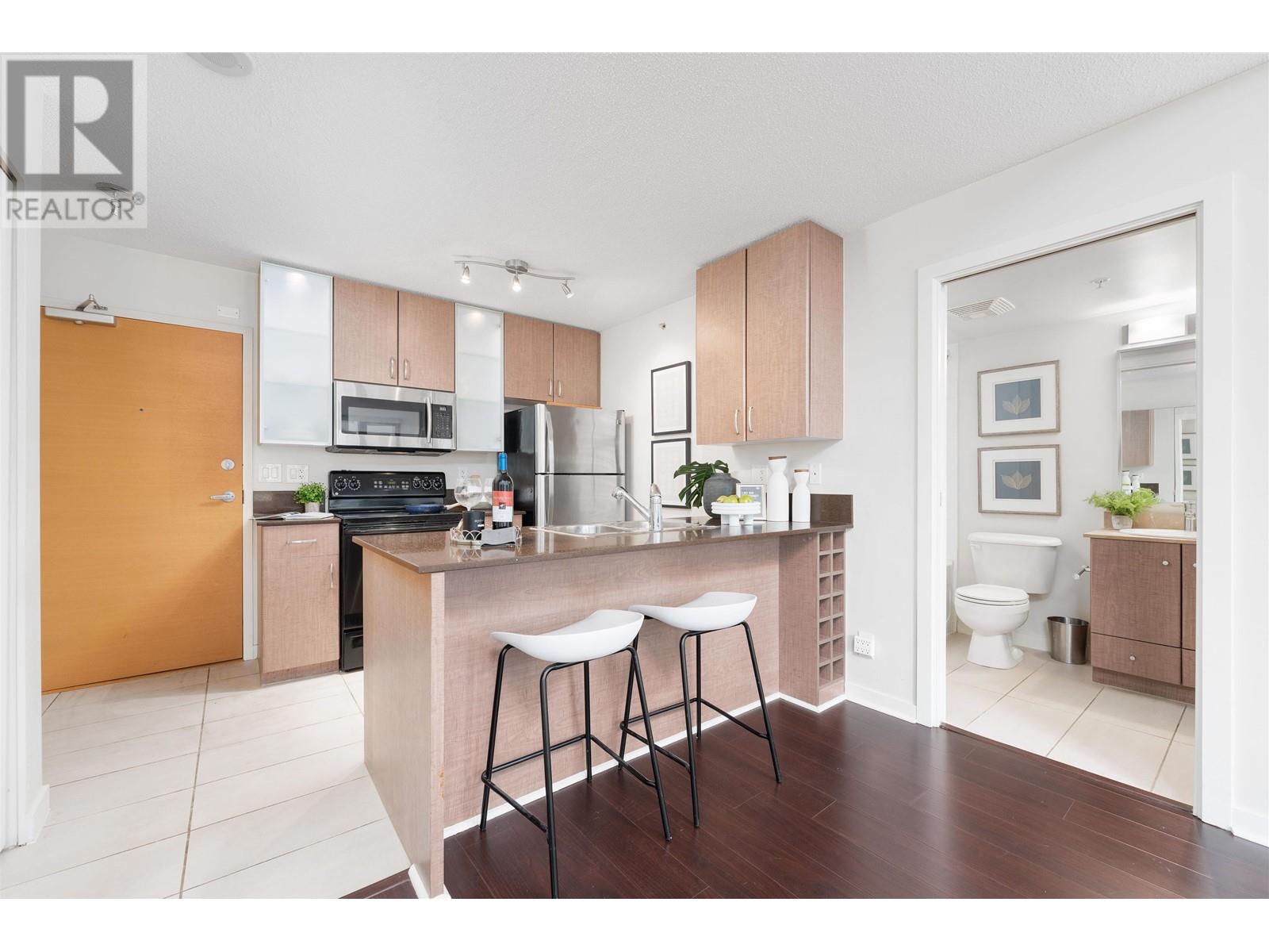803 977 Mainland Street, Vancouver, British Columbia  V6B 1T2 - Photo 9 - R2823244