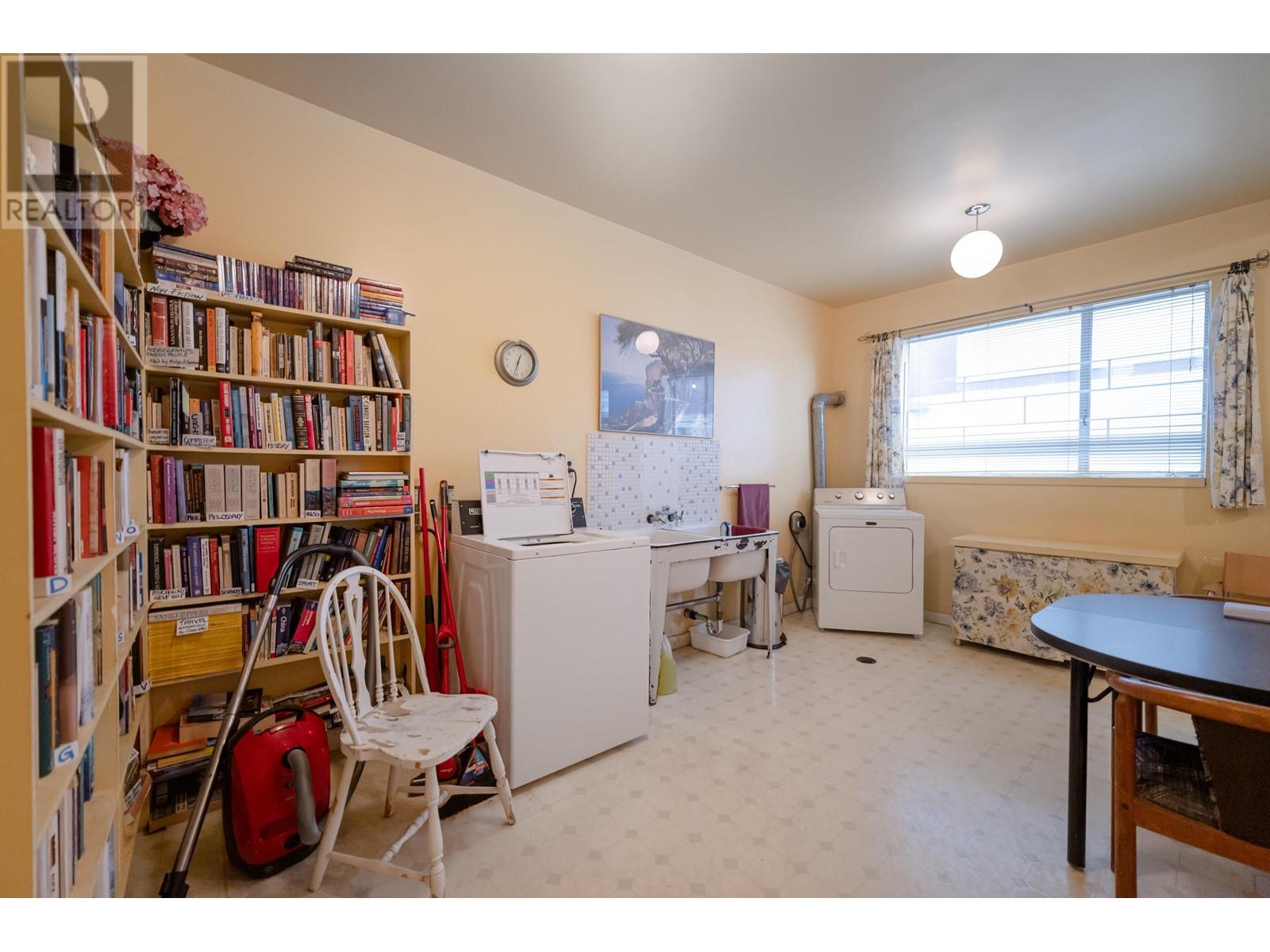 306 1743 Pendrell Street, Vancouver, British Columbia  V6G 1T2 - Photo 18 - R2823266
