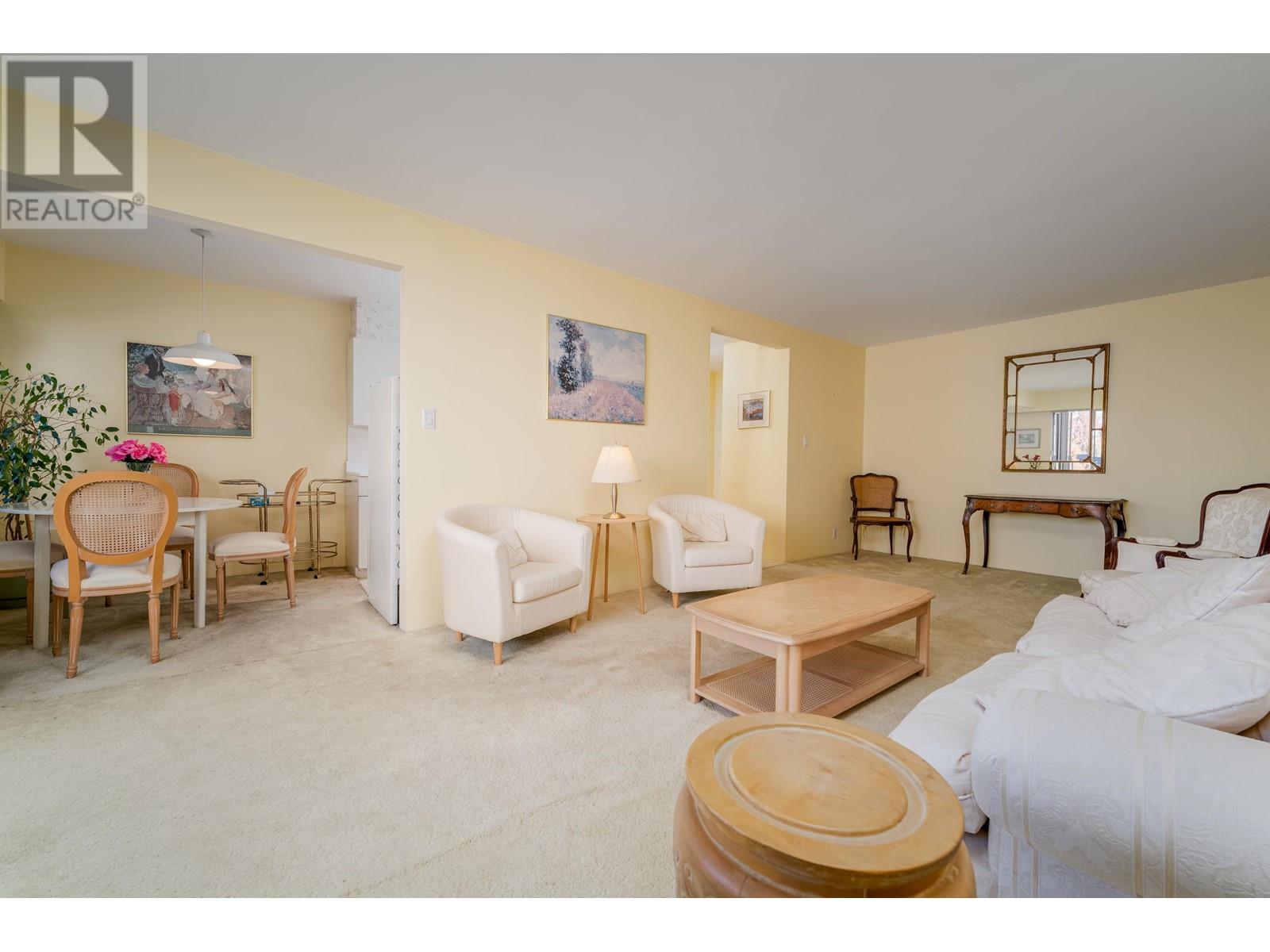 306 1743 Pendrell Street, Vancouver, British Columbia  V6G 1T2 - Photo 4 - R2823266
