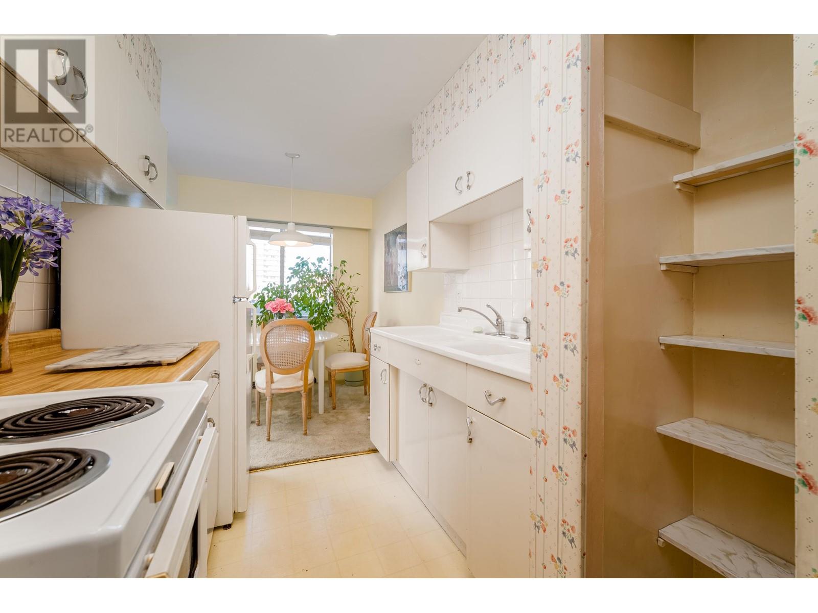 306 1743 Pendrell Street, Vancouver, British Columbia  V6G 1T2 - Photo 6 - R2823266