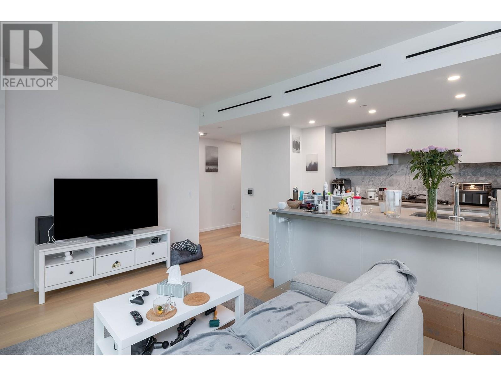 301 889 Pacific Street, Vancouver, British Columbia  V6Z 1C3 - Photo 10 - R2823275