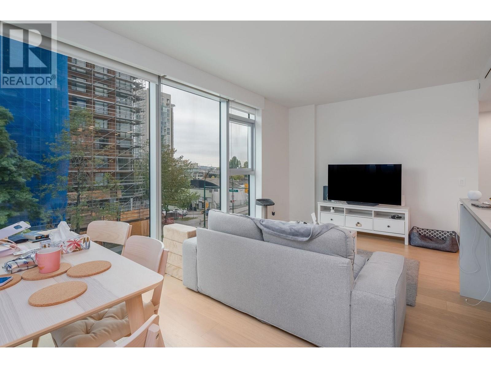 301 889 Pacific Street, Vancouver, British Columbia  V6Z 1C3 - Photo 8 - R2823275