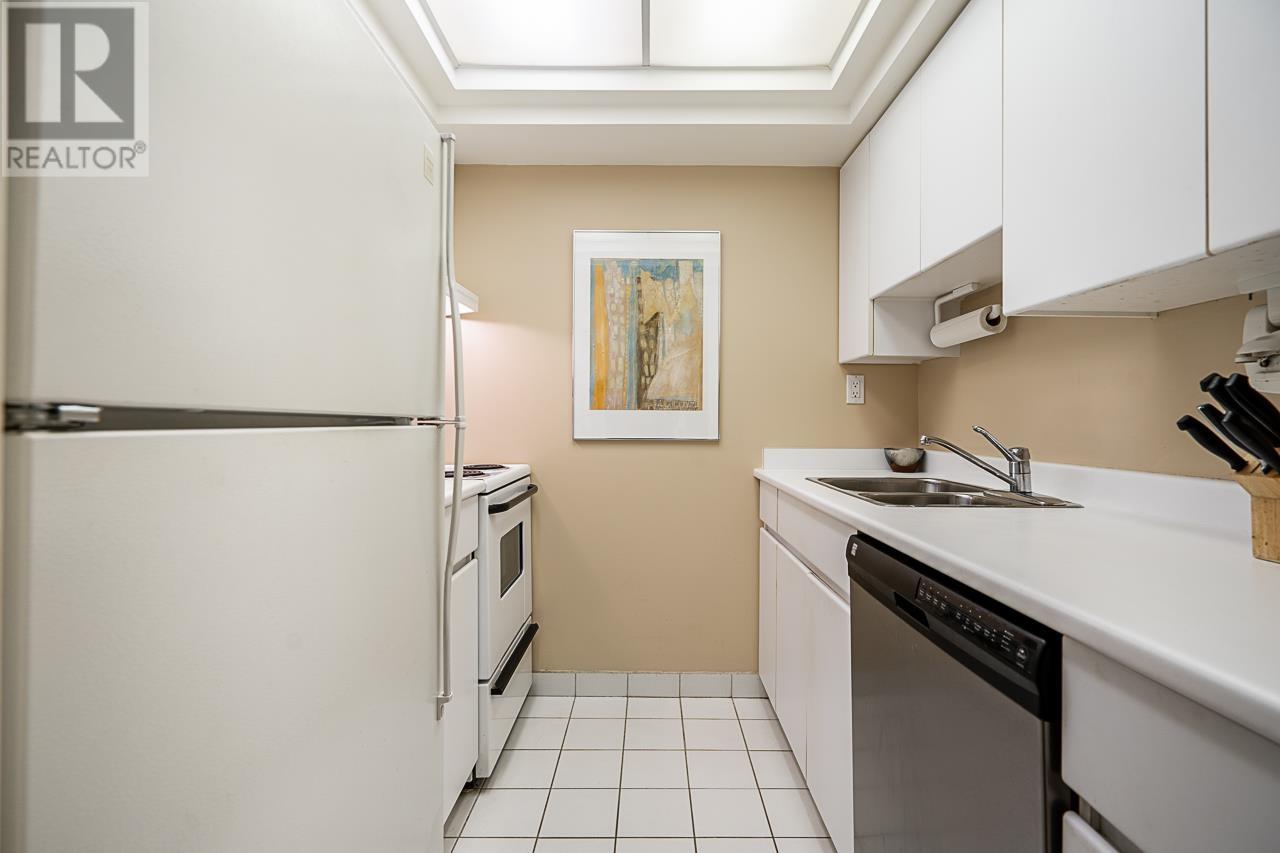 107 1425 Esquimalt Avenue, West Vancouver, British Columbia  V7T 1L1 - Photo 12 - R2823281