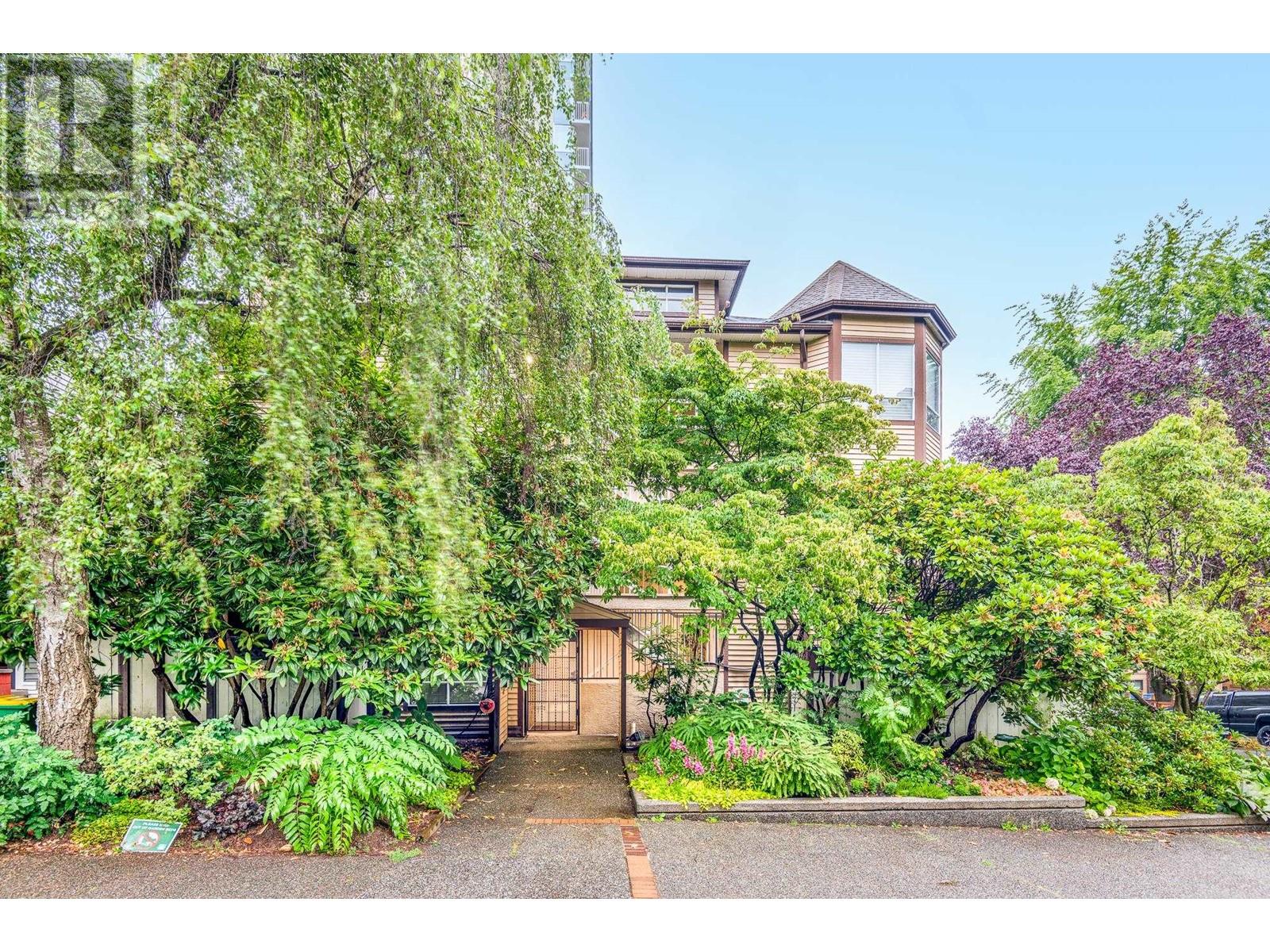 201 1005 Broughton Street, Vancouver, British Columbia  V6G 2A7 - Photo 1 - R2823296