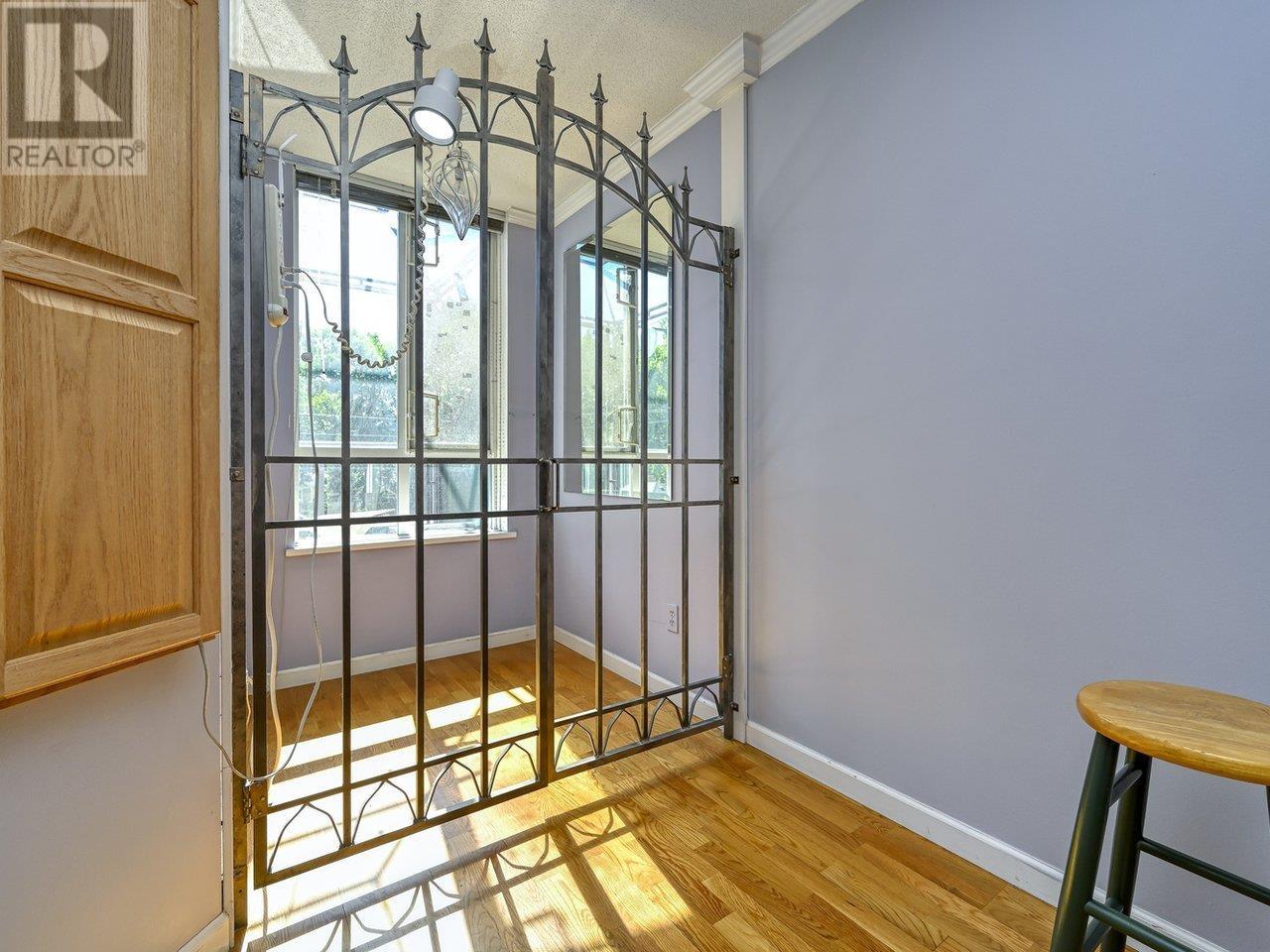 406 3440 W Broadway, Vancouver, British Columbia  V6R 4R2 - Photo 16 - R2823309
