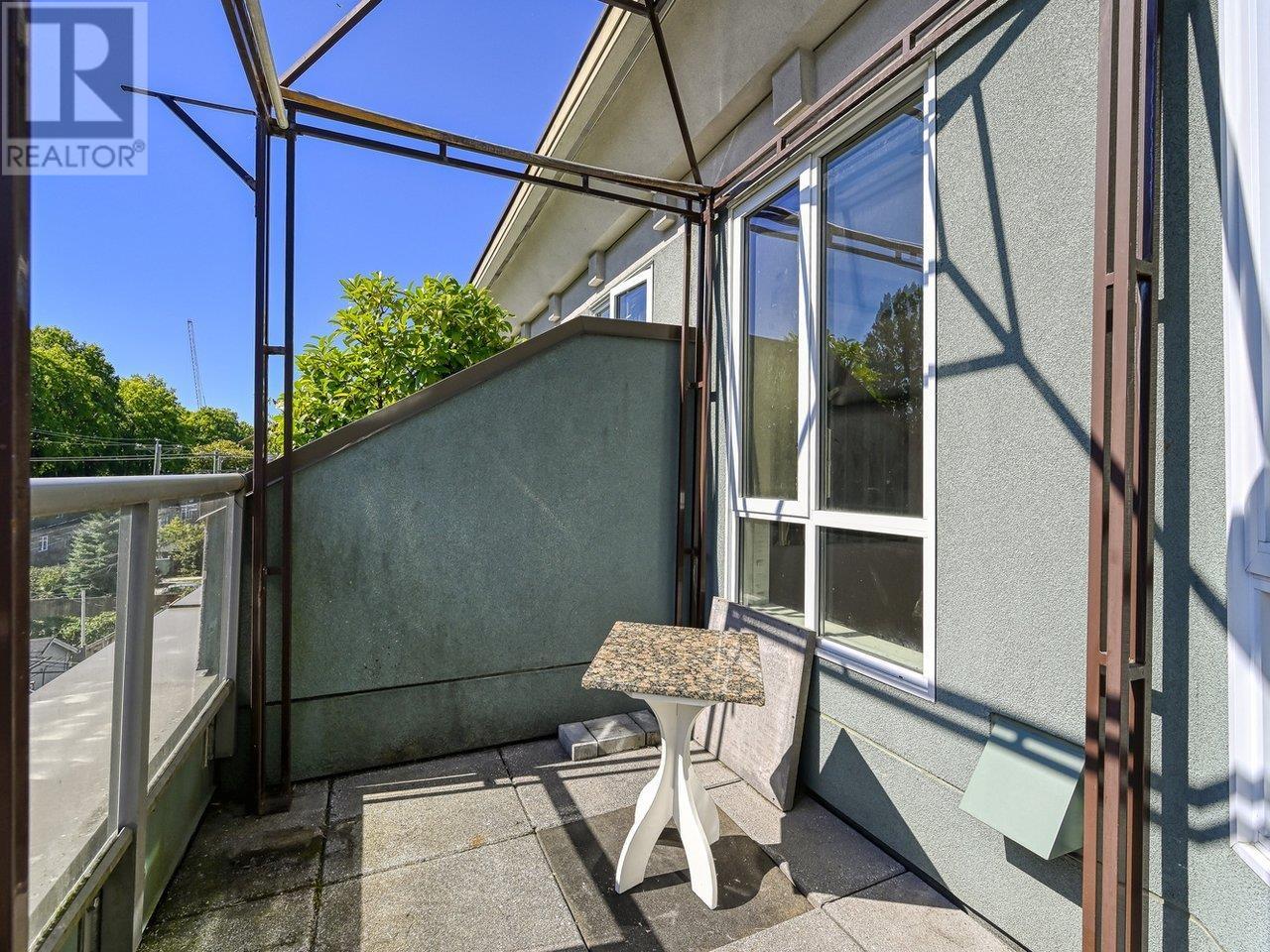 406 3440 W Broadway, Vancouver, British Columbia  V6R 4R2 - Photo 18 - R2823309