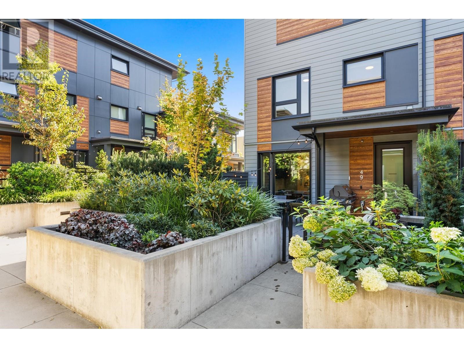 49 528 E 2nd Street, North Vancouver, British Columbia  V7L 0G8 - Photo 6 - R2823317