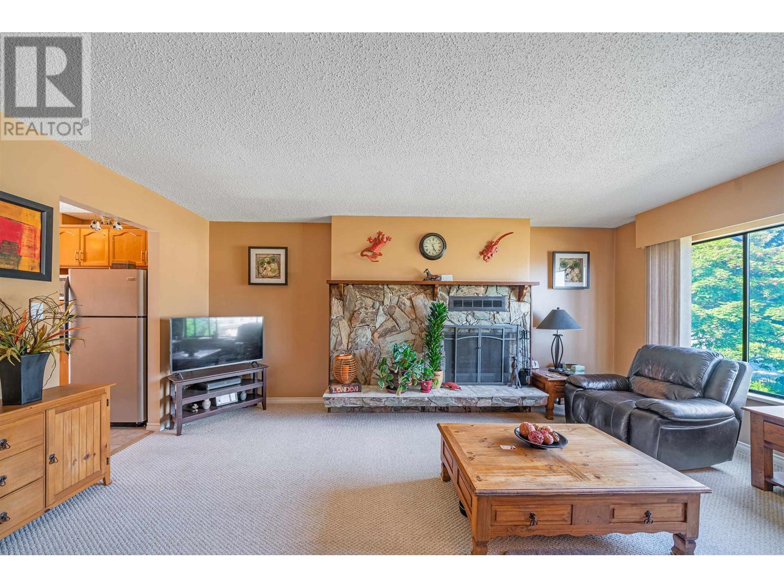 250-252 Lebleu Street, Coquitlam, British Columbia  V3K 5Z3 - Photo 19 - R2823371