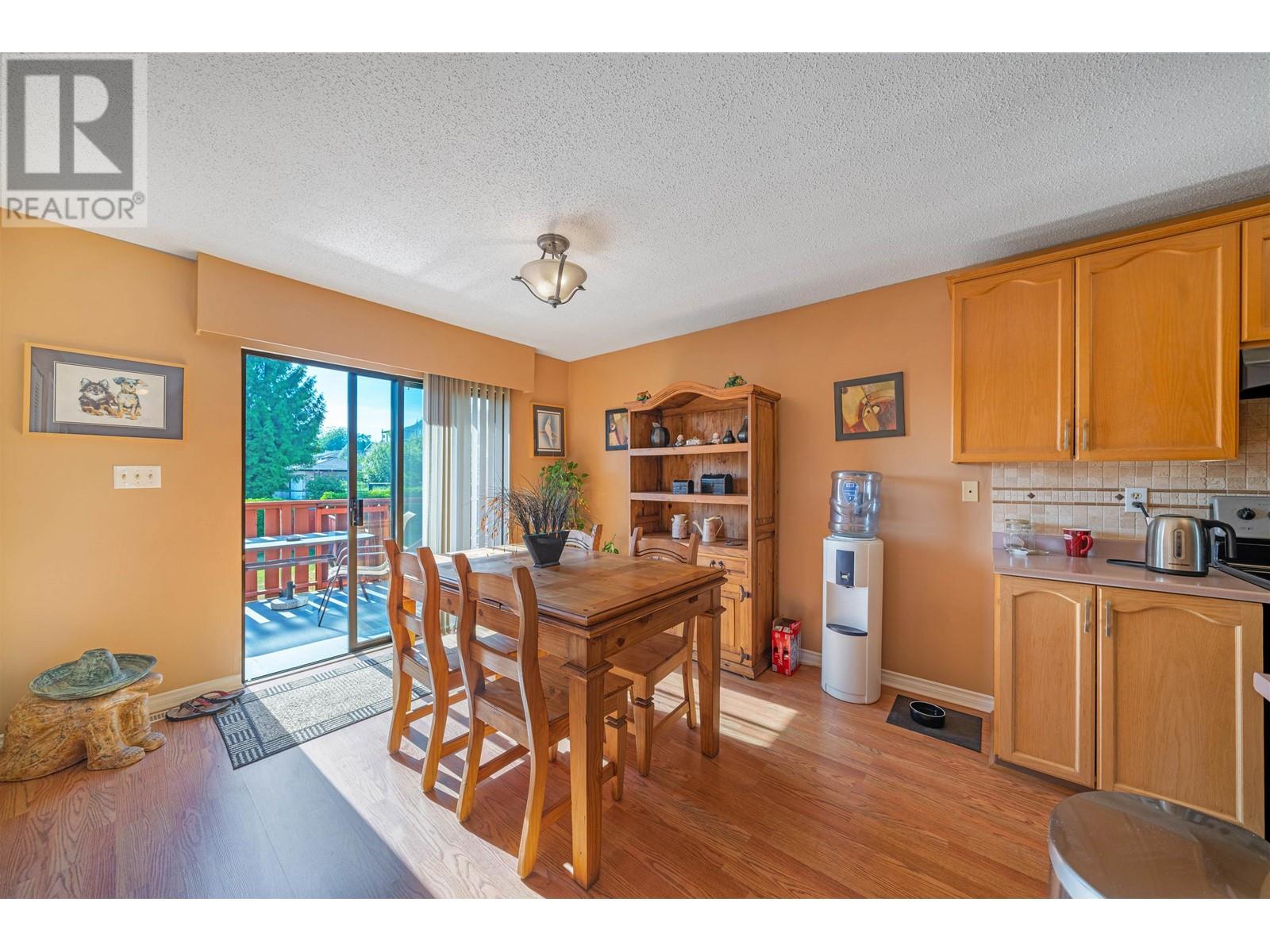 250-252 Lebleu Street, Coquitlam, British Columbia  V3K 5Z3 - Photo 27 - R2823371