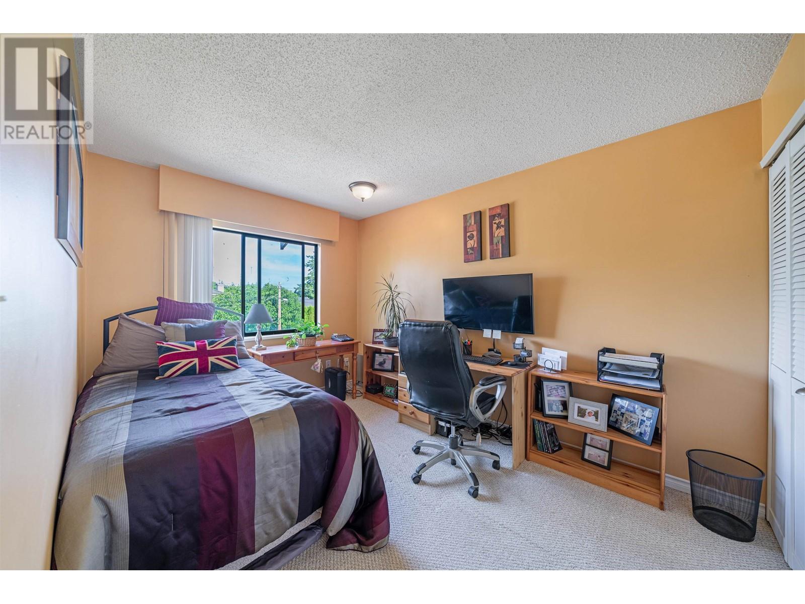 250-252 Lebleu Street, Coquitlam, British Columbia  V3K 5Z3 - Photo 31 - R2823371