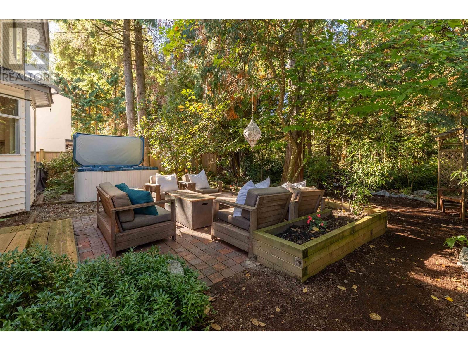 1287 River Drive, Coquitlam, British Columbia  V3E 1N7 - Photo 26 - R2823272