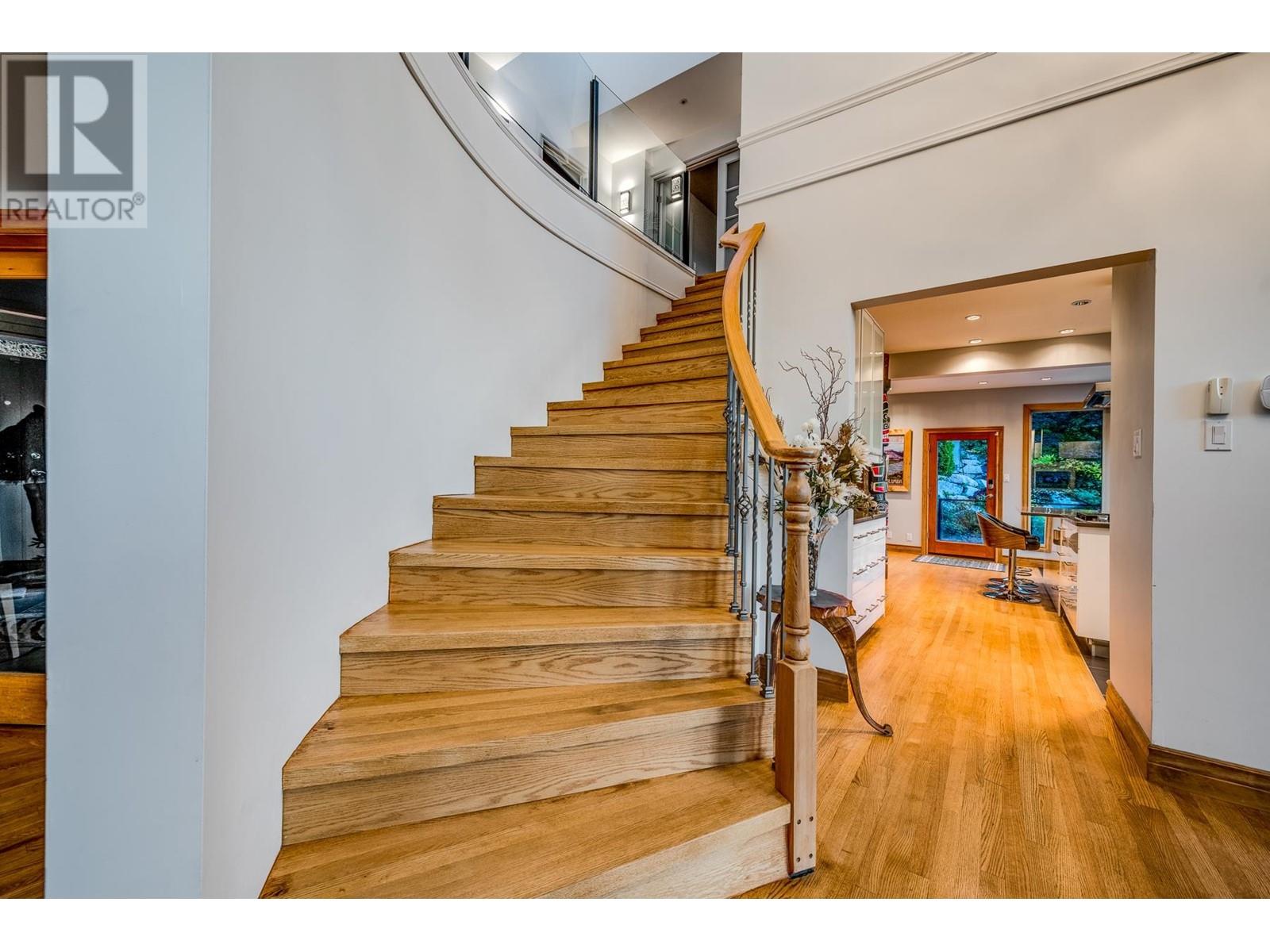 325 Furry Creek Drive, West Vancouver, British Columbia  V0N 3Z2 - Photo 11 - R2823274