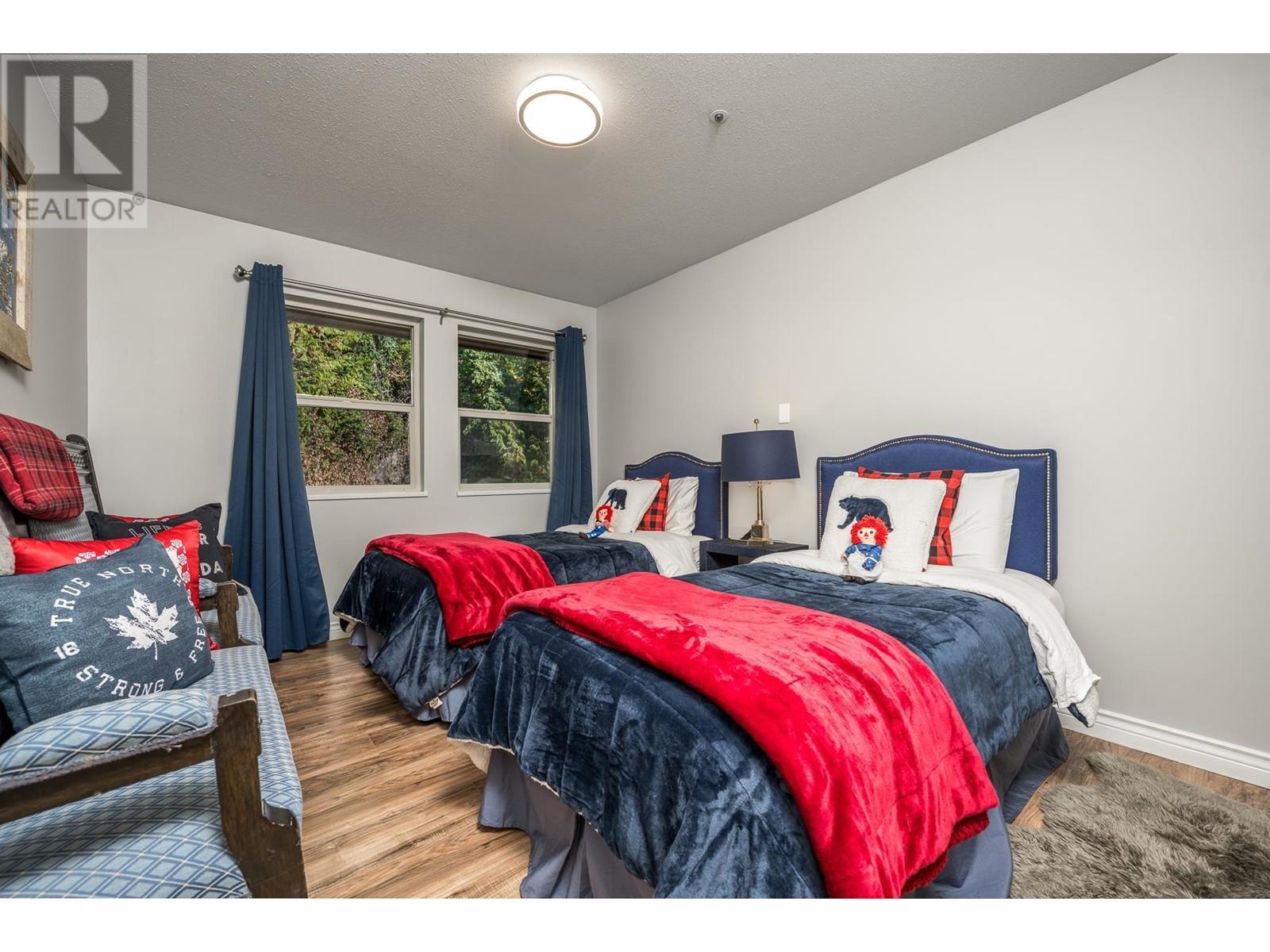 325 Furry Creek Drive, West Vancouver, British Columbia  V0N 3Z2 - Photo 29 - R2823274