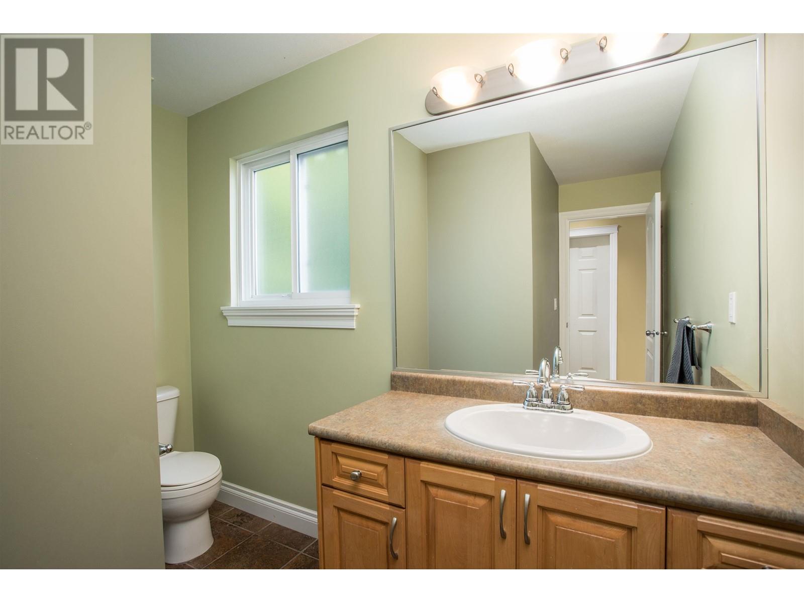 23572 112b Avenue, Maple Ridge, British Columbia  V2W 1W7 - Photo 10 - R2823291