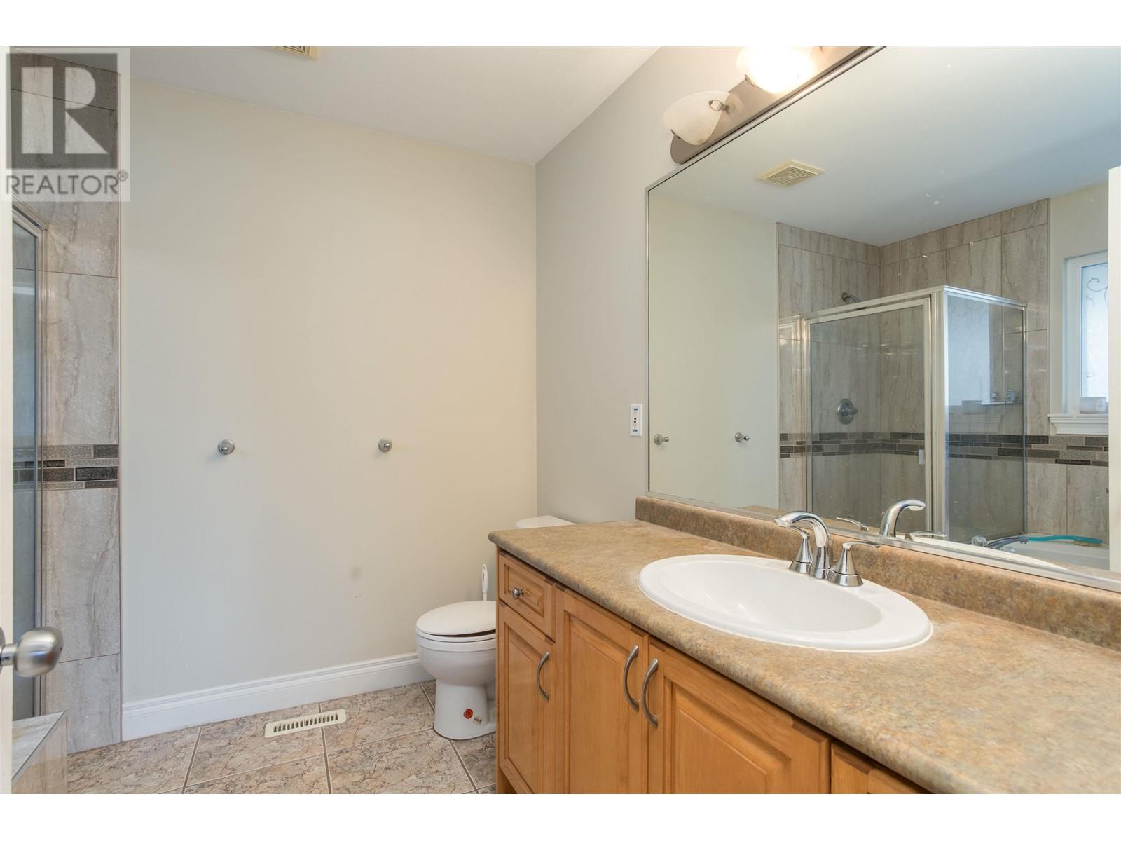 23572 112b Avenue, Maple Ridge, British Columbia  V2W 1W7 - Photo 16 - R2823291