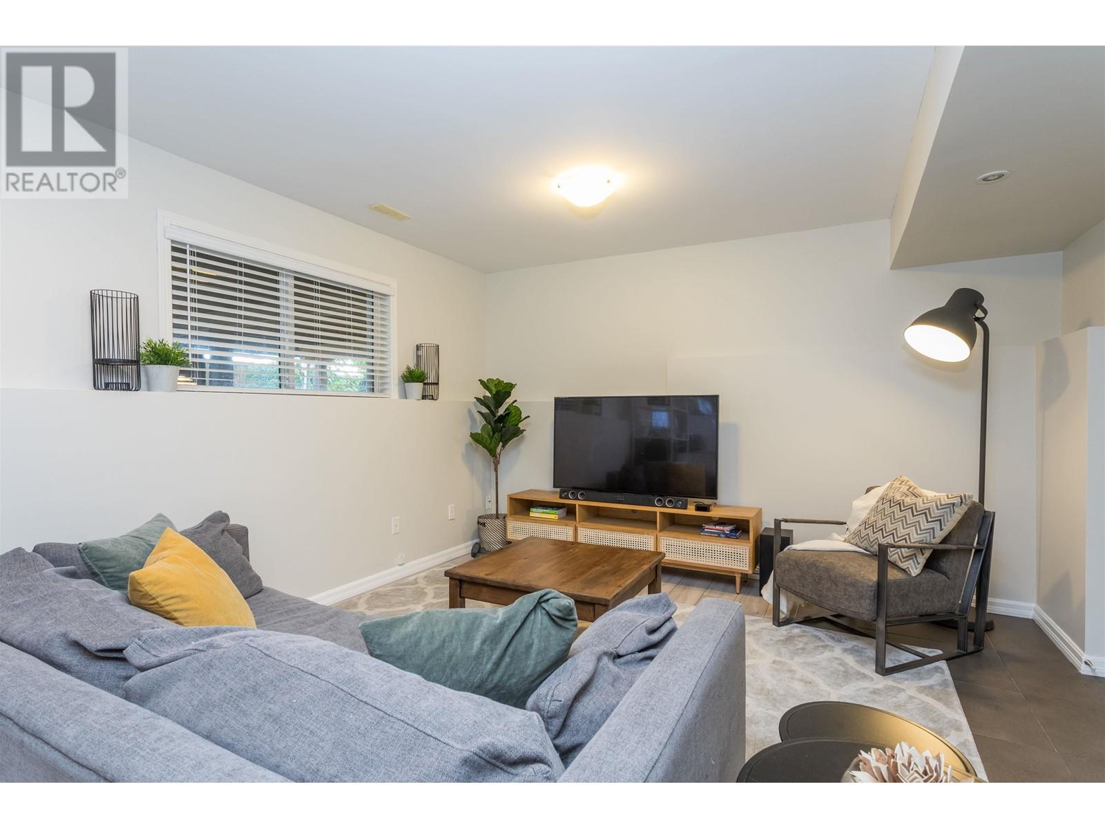 23572 112b Avenue, Maple Ridge, British Columbia  V2W 1W7 - Photo 23 - R2823291